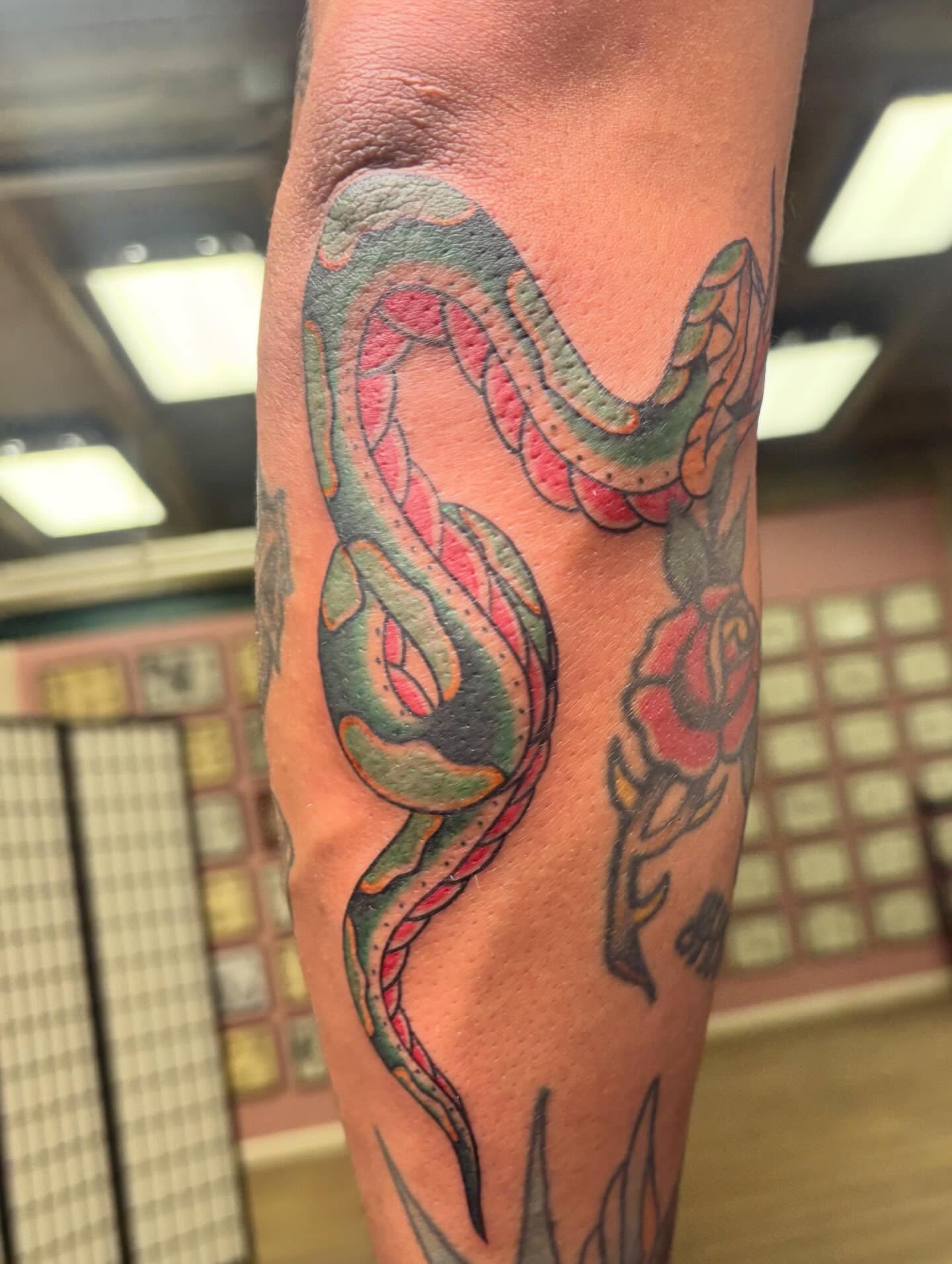 Tattoo by @jayytattoos_ — american_traditional, dotwork