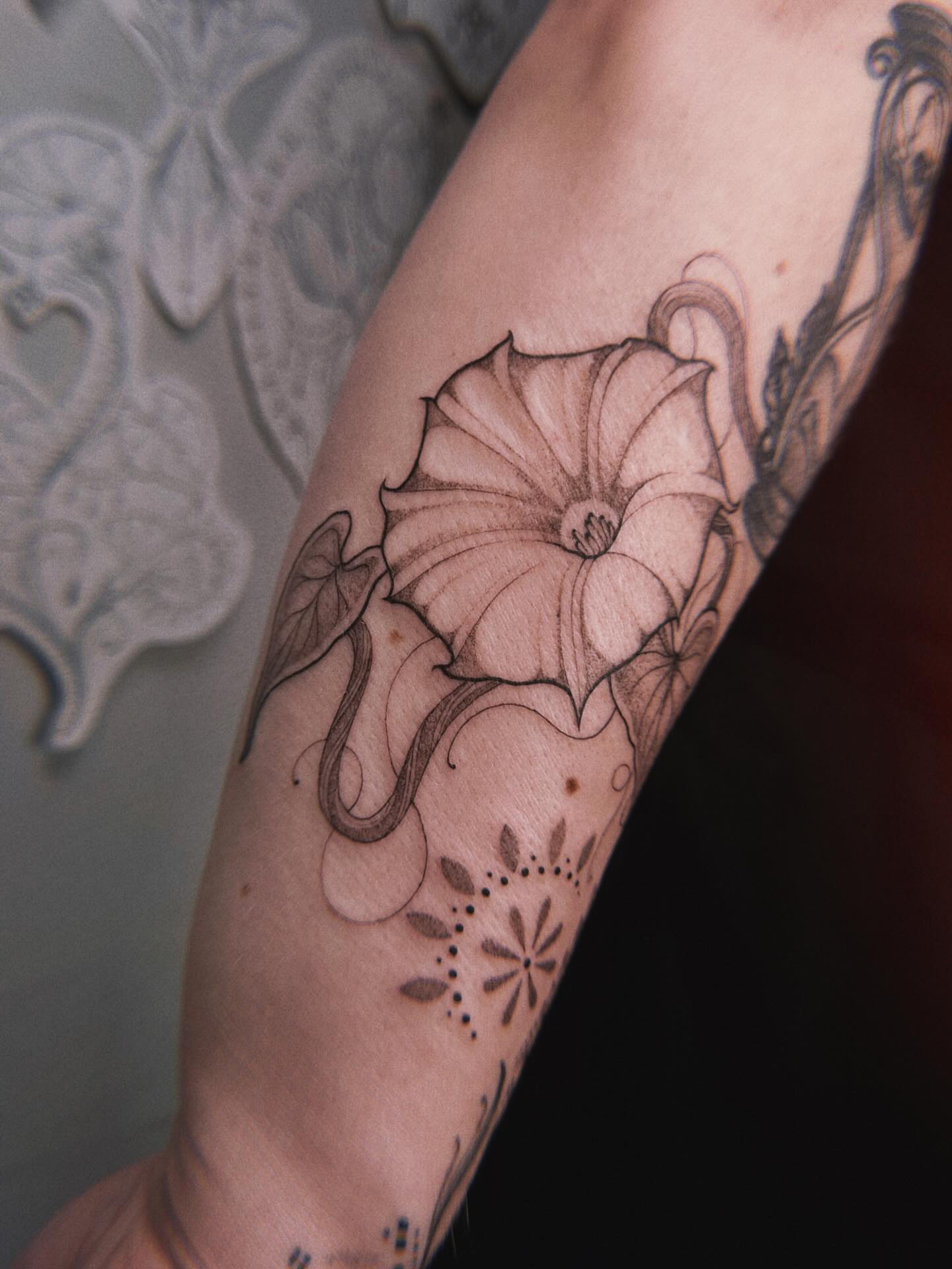 Tattoo by @mushrooomqueen — black_and_grey