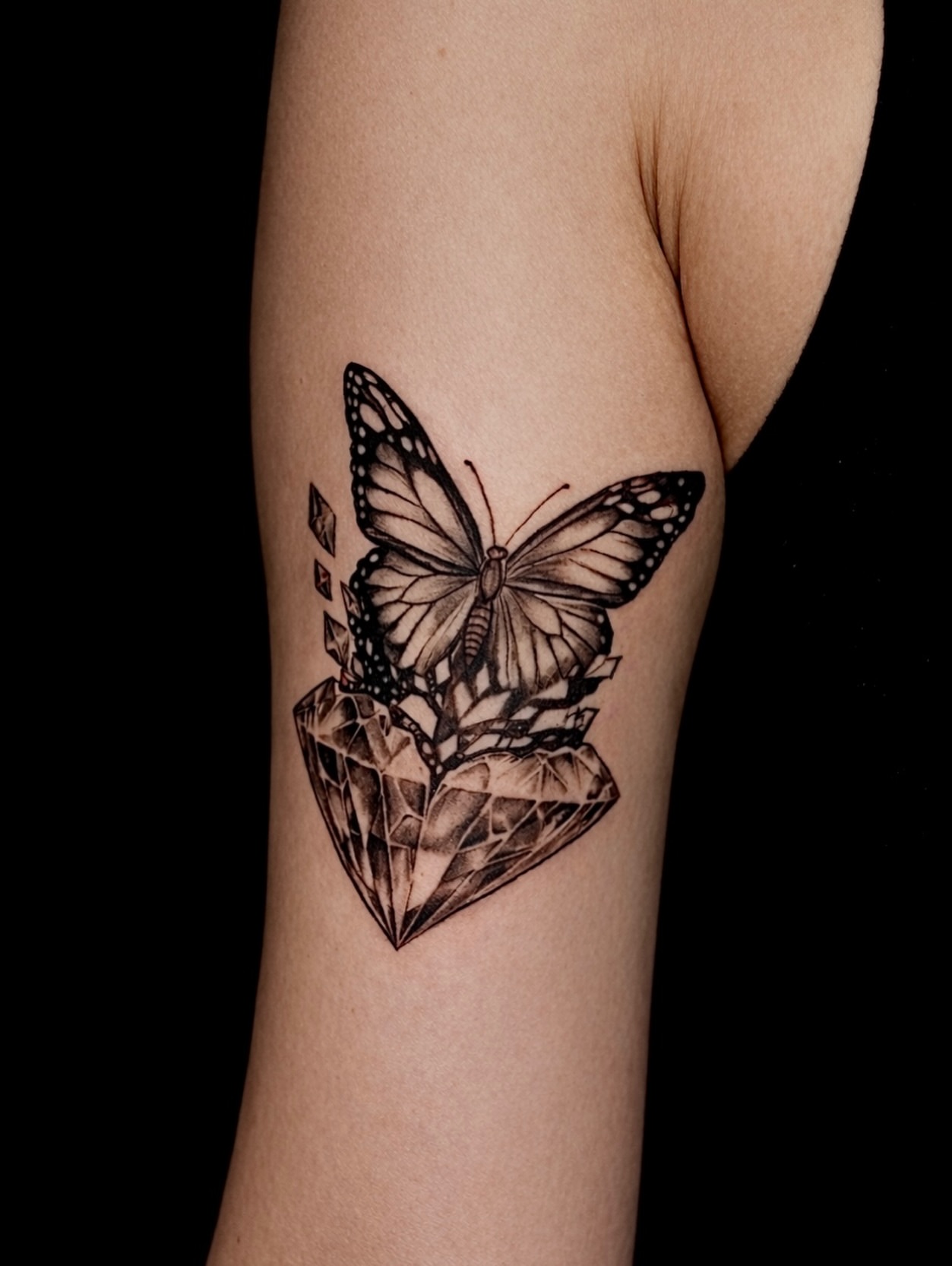 Tattoo by @id_tt_ — black_and_grey, realism