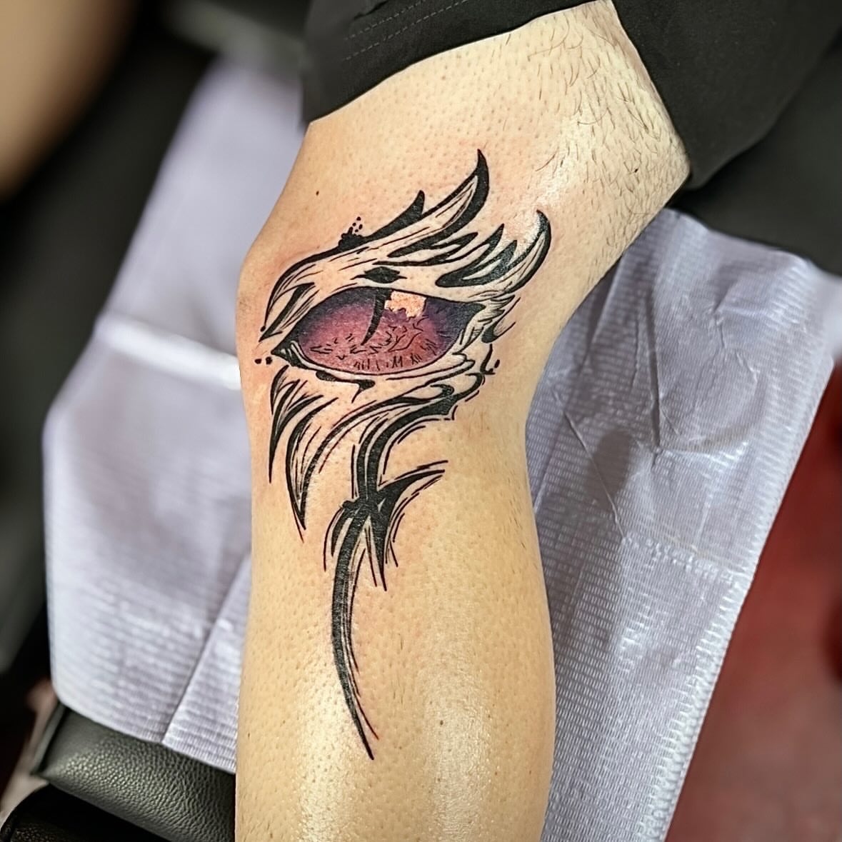 Tattoo by @inkedxlarissa — dotwork, realism