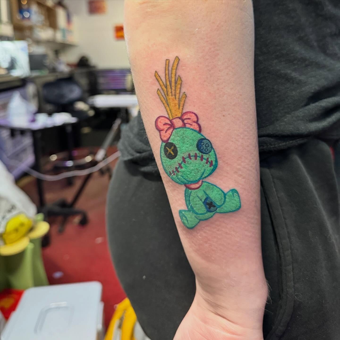 Tattoo by @inkedxlarissa — new_school