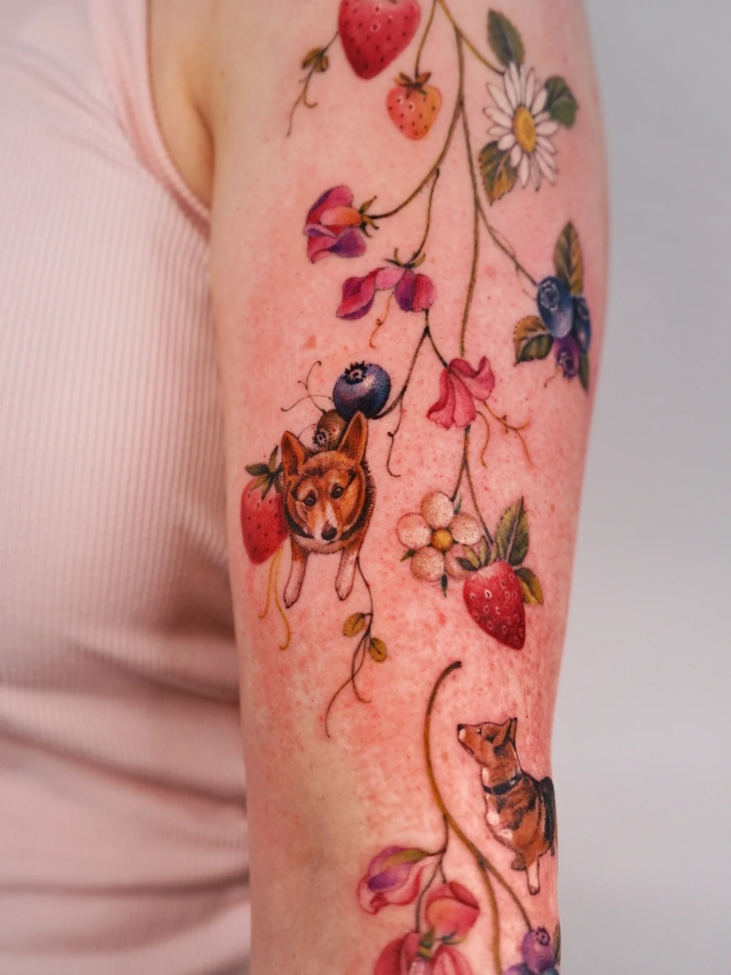 Tattoo by @vii_tattoo — watercolor