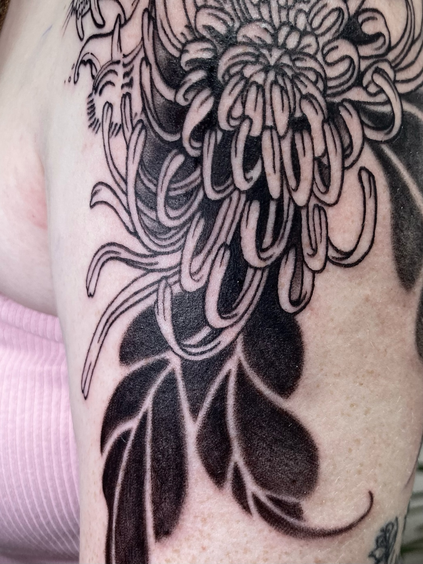 Tattoo by @pukeonmemilo — black_and_grey