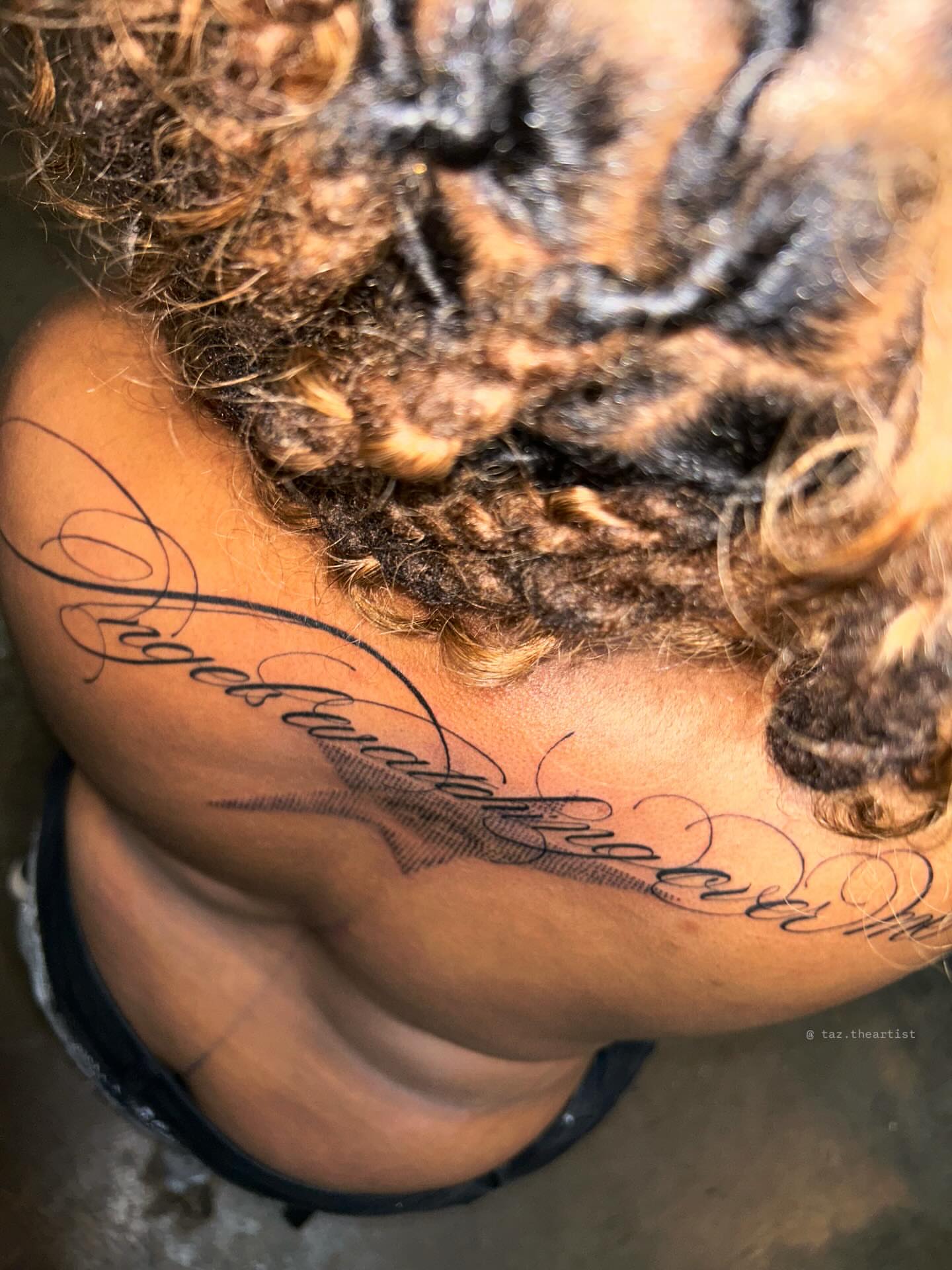 Script lettering lettering script tattoo on the shoulder by 𝖙𝖆𝖟 🫧✮♡ₐₜₗ ₙᵧʗ