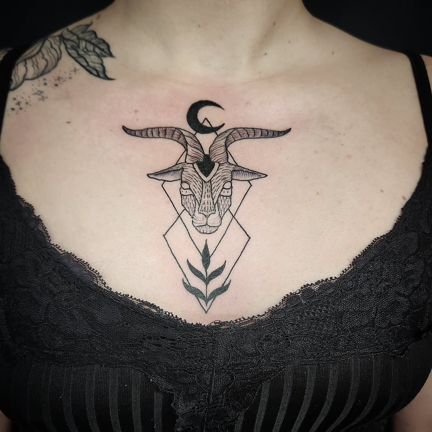 Tattoo by @thelinedefined — geometric