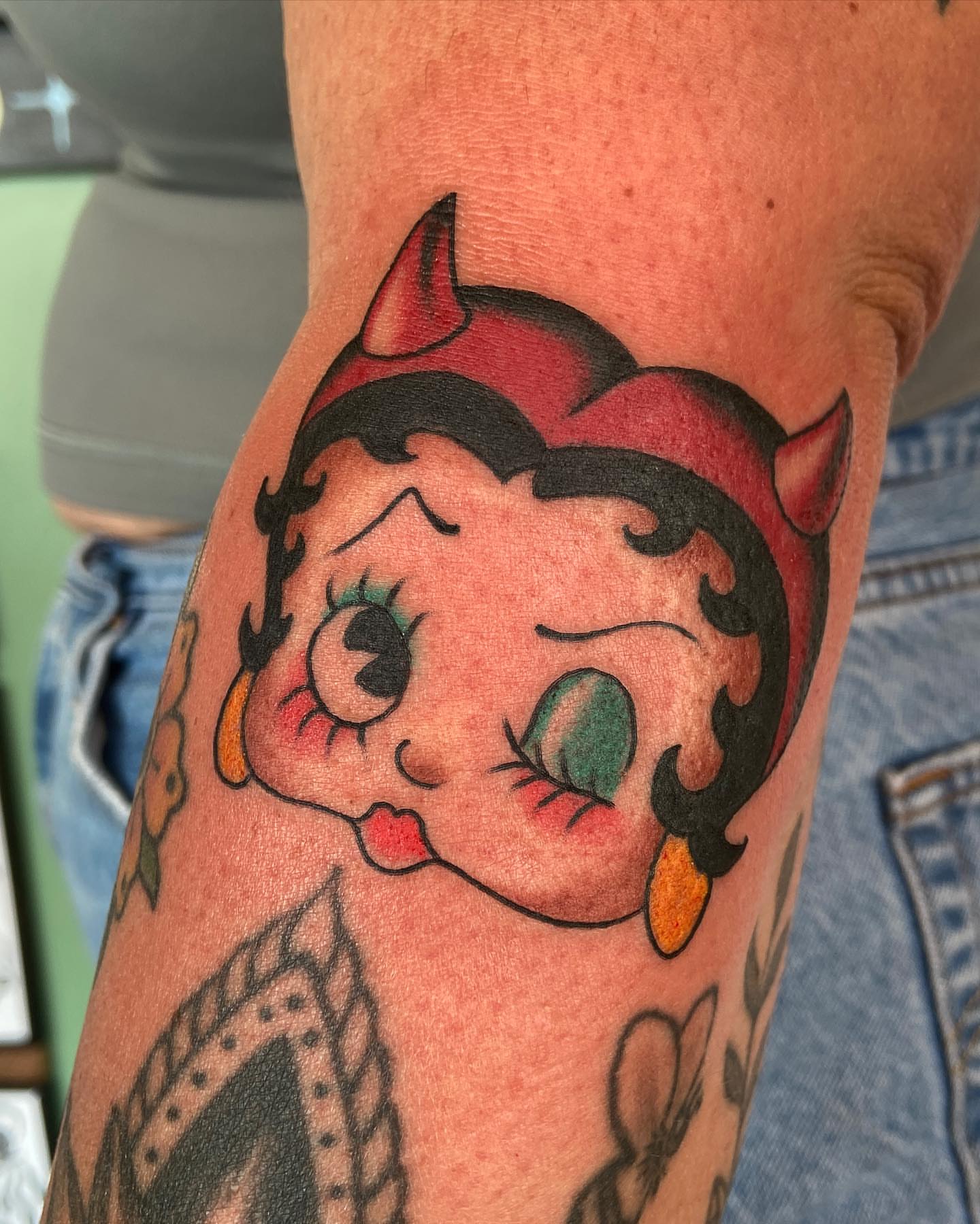 Tattoo by @electriclucy — american_traditional