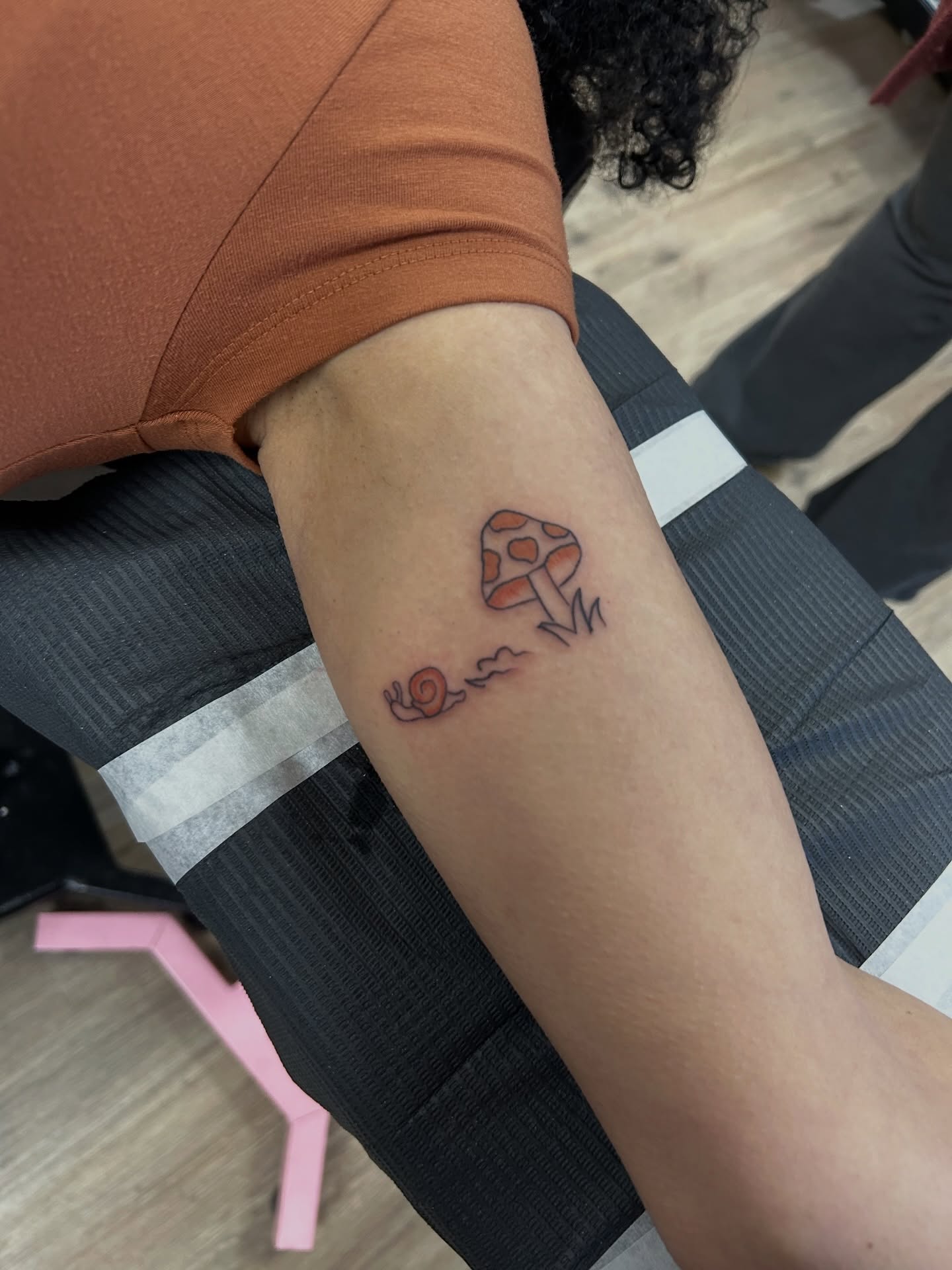 Tattoo by @jessicag_tattoos β dotwork