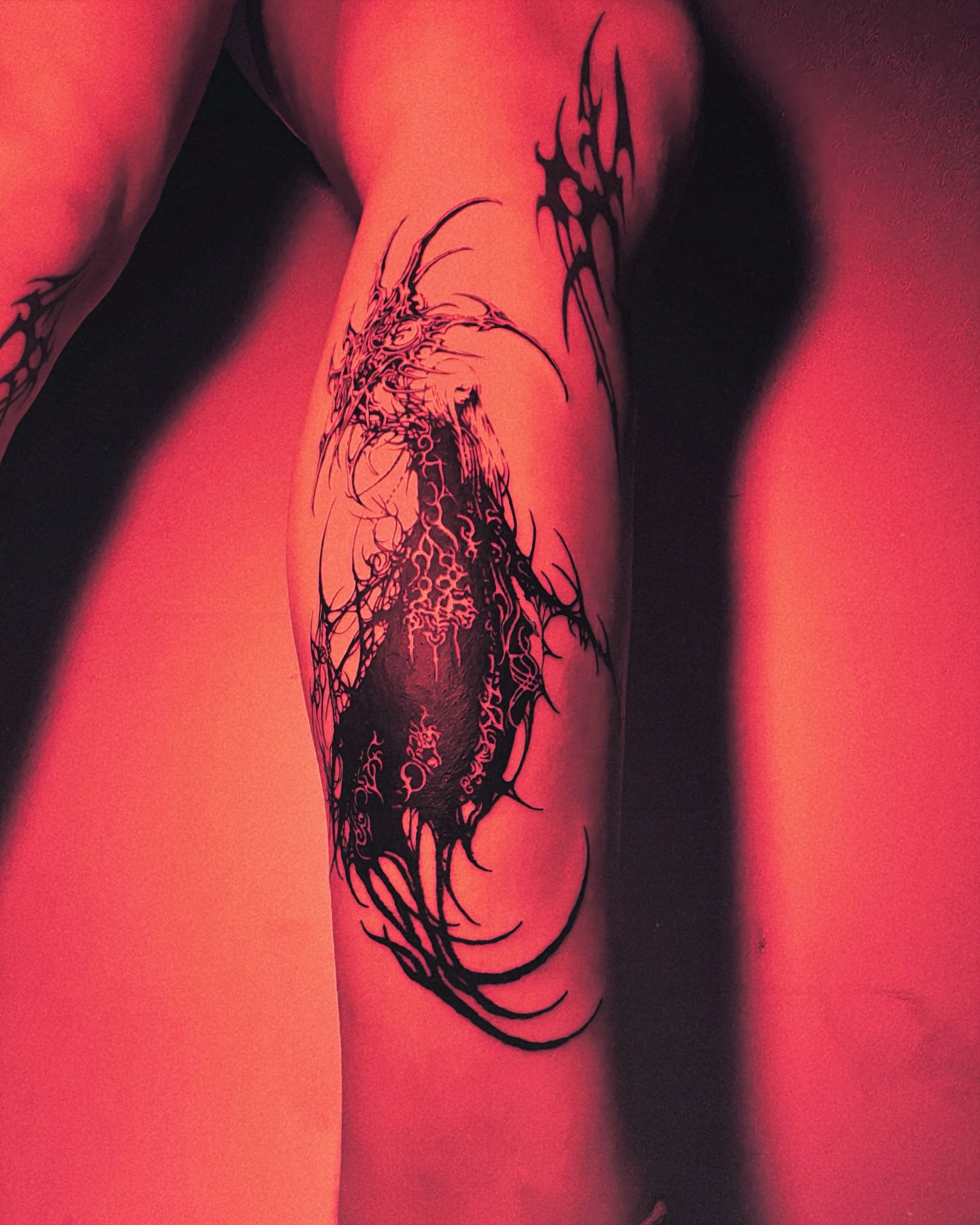 Tattoo by @leexitt — blackwork, dark_realism