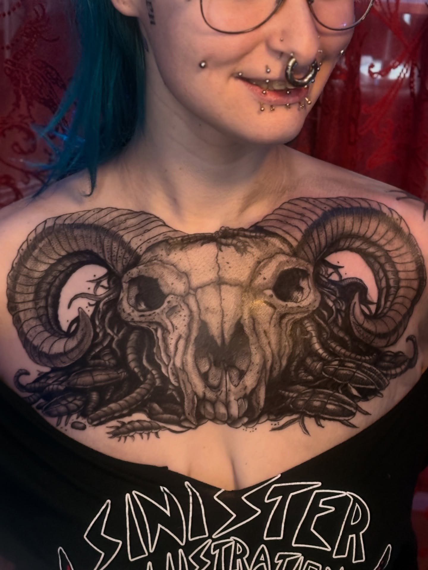Ram skull realism tattoo on the chest by 𝔾𝔥𝓸ş𝔱
