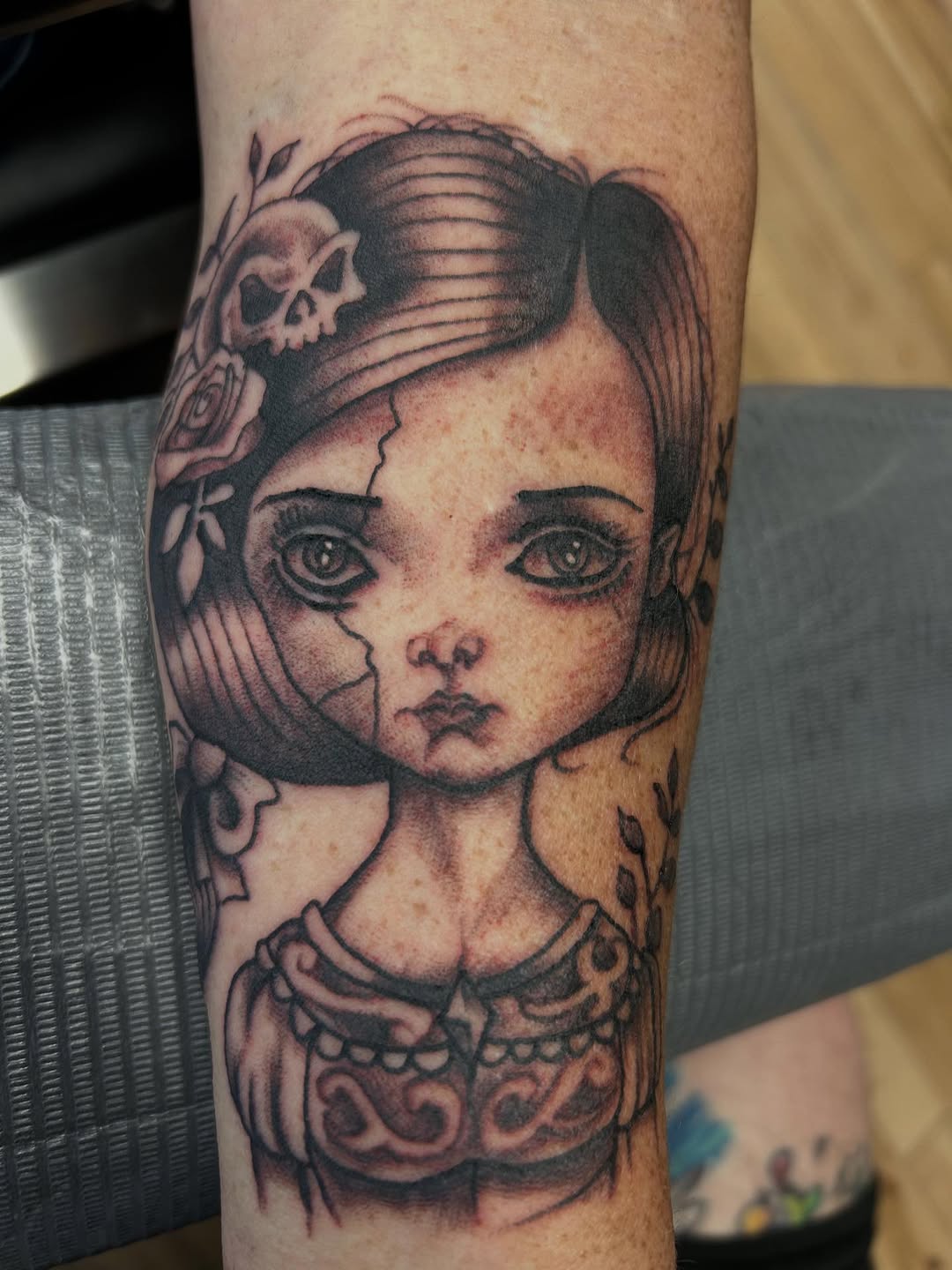 Tattoo by @tattoosbystelios — dark_realism, black_and_grey
