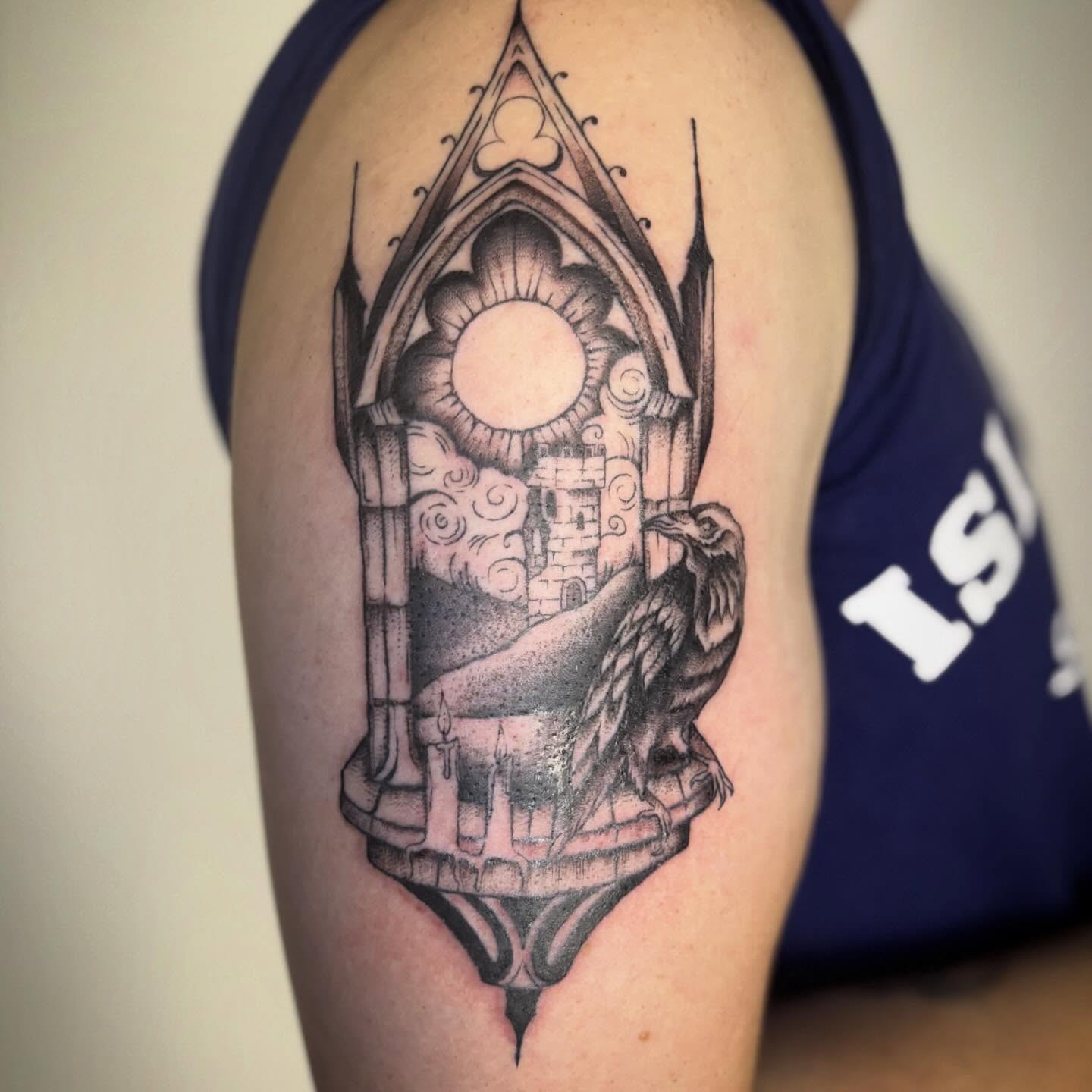 Tattoo by @tattoo.by.q — black_and_grey, geometric