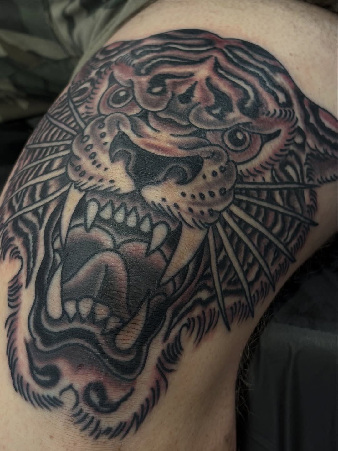 Tattoo by @losgonzaleztattoo — american_traditional, black_and_grey