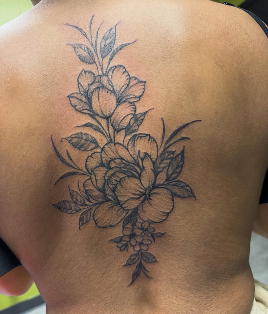 Tattoo by @realrecognizesreal โ fine_line, black_and_grey