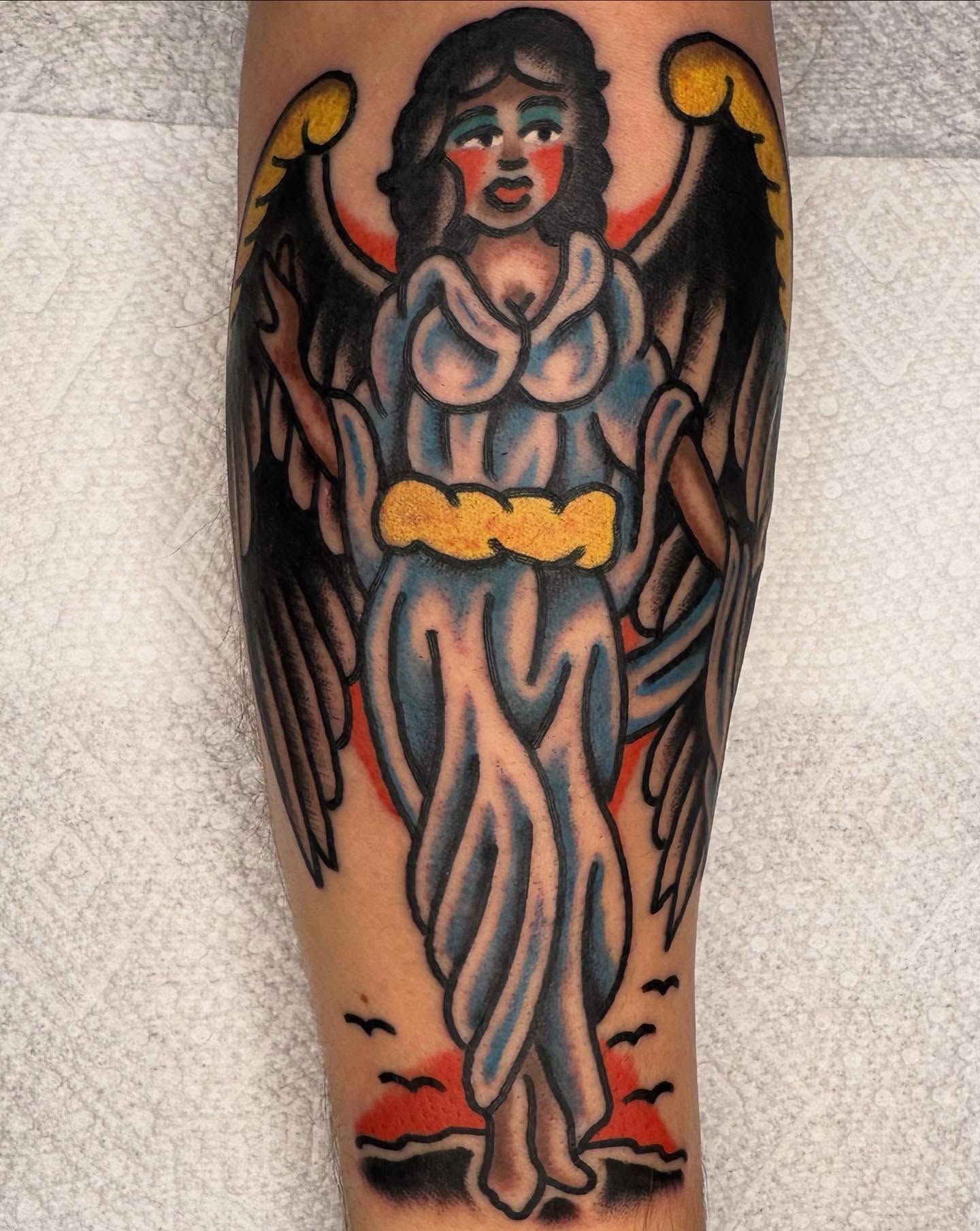 Tattoo by @robavelli — american_traditional