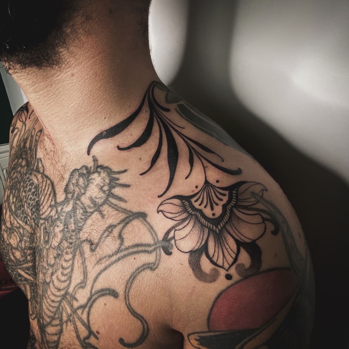 Tattoo by @bimtxtt — black_and_grey