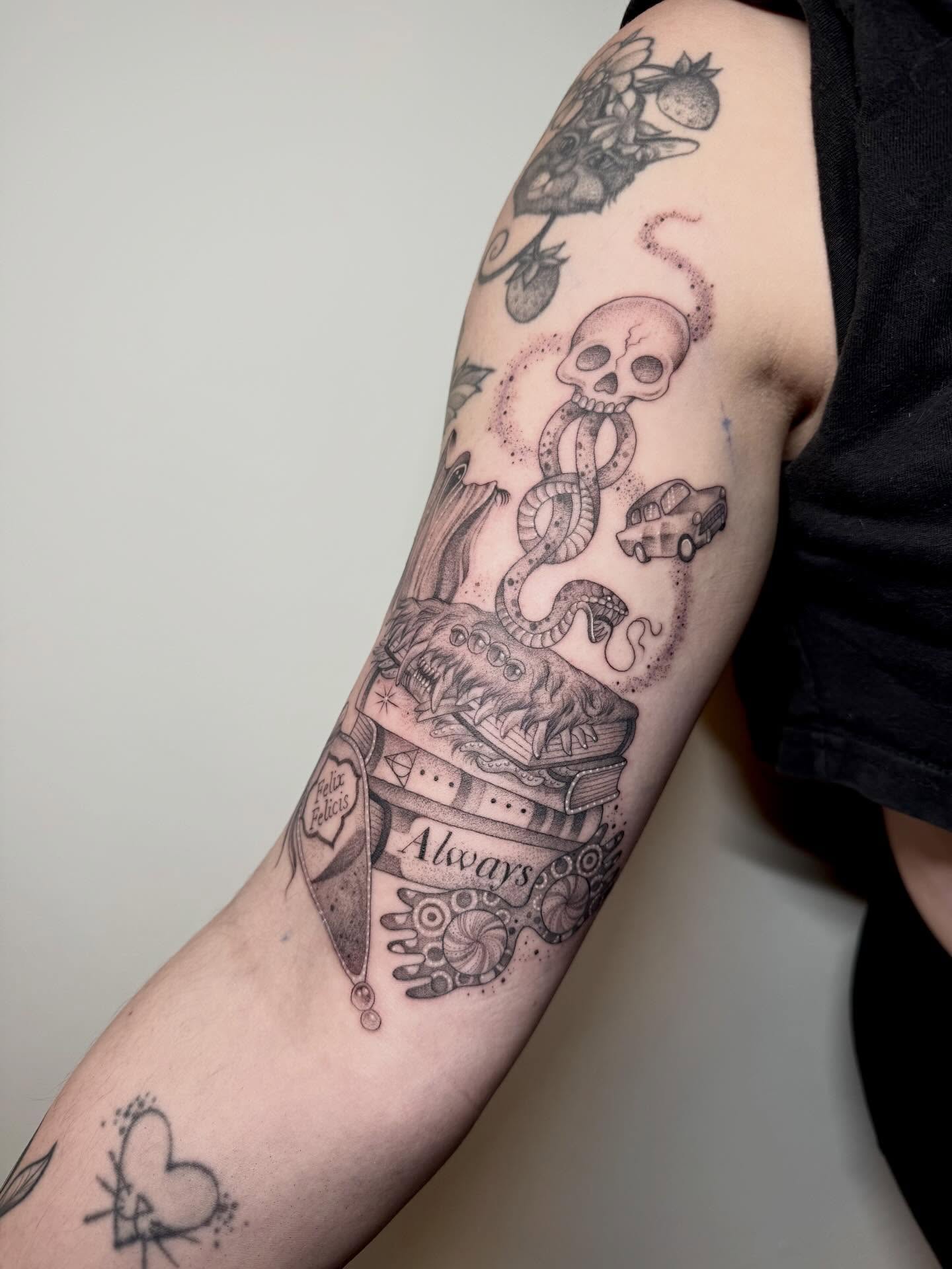 Tattoo by @emmaloutattooxx — black_and_grey, dotwork