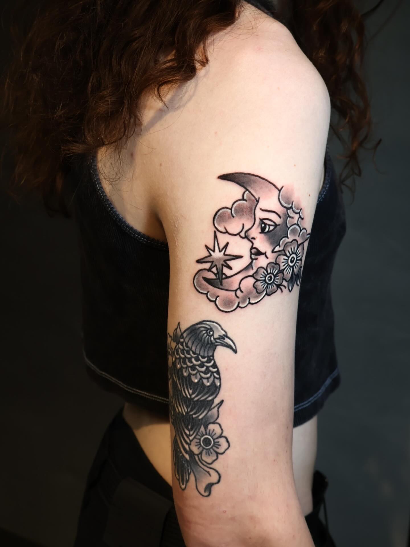 Tattoo by @tt_whitepearl — american_traditional, black_and_grey