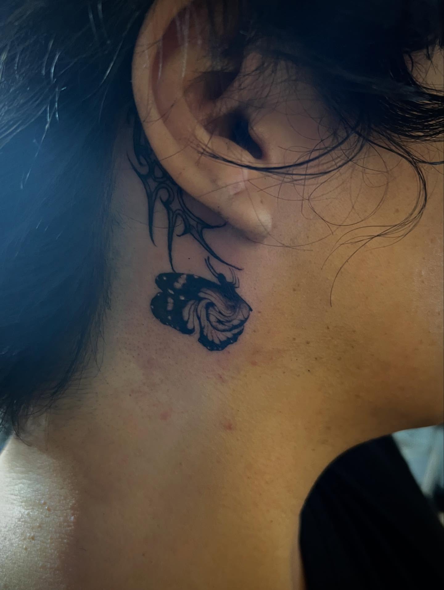 Tattoo by @jusan.tattoos — black_and_grey
