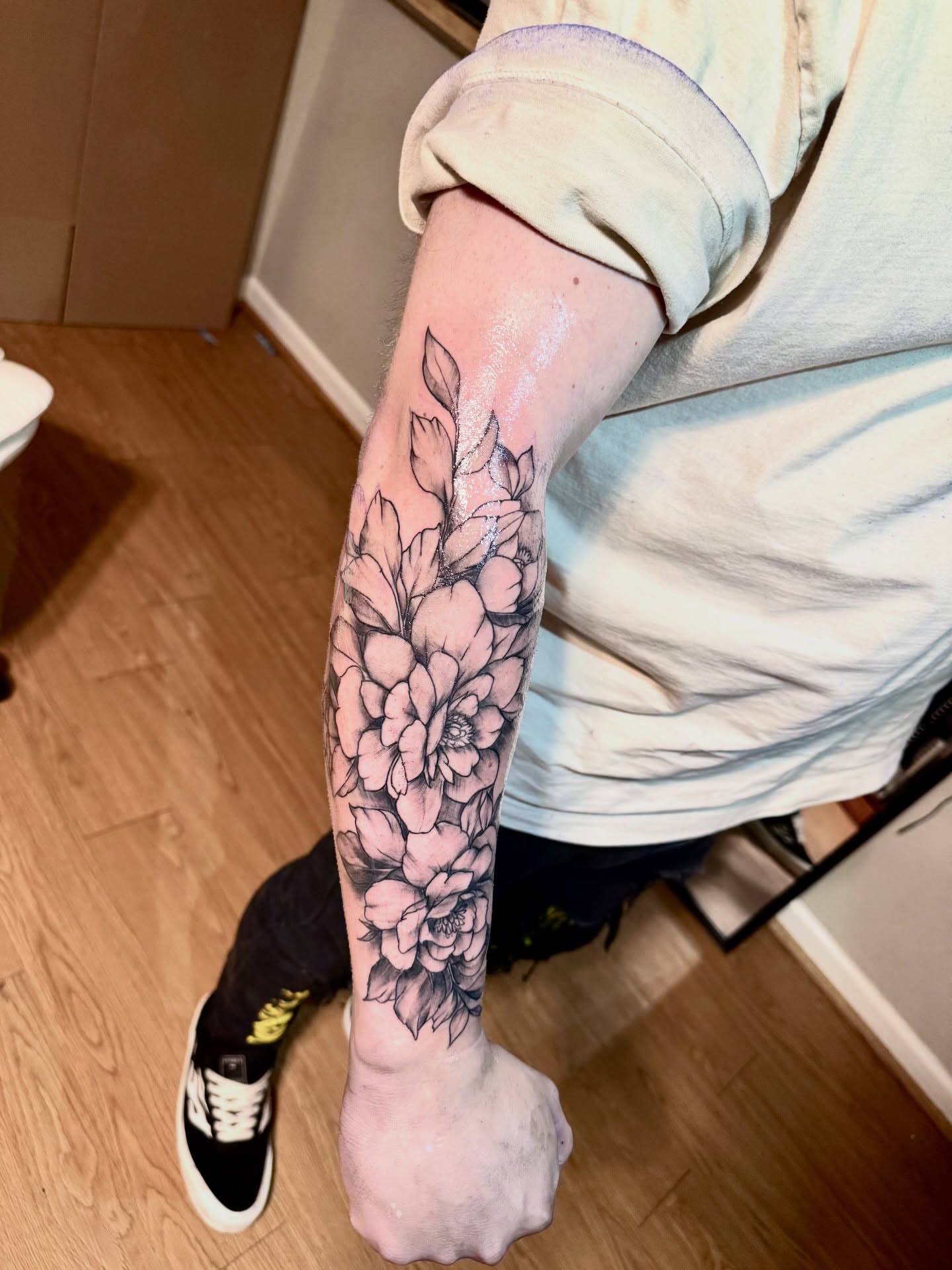 Floral bouquet black and grey tattoo on the forearm by ๐ต๐๐๐๐๐๐๐ ๐ป๐๐๐๐