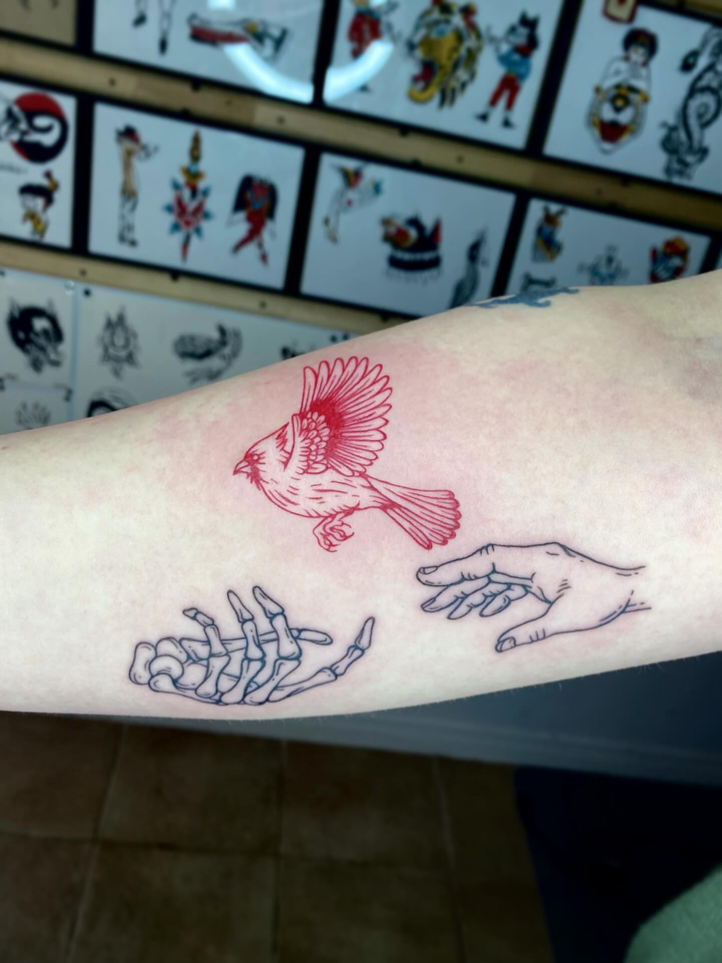 Tattoo by @bloodmilkandhoney — american_traditional, minimalist