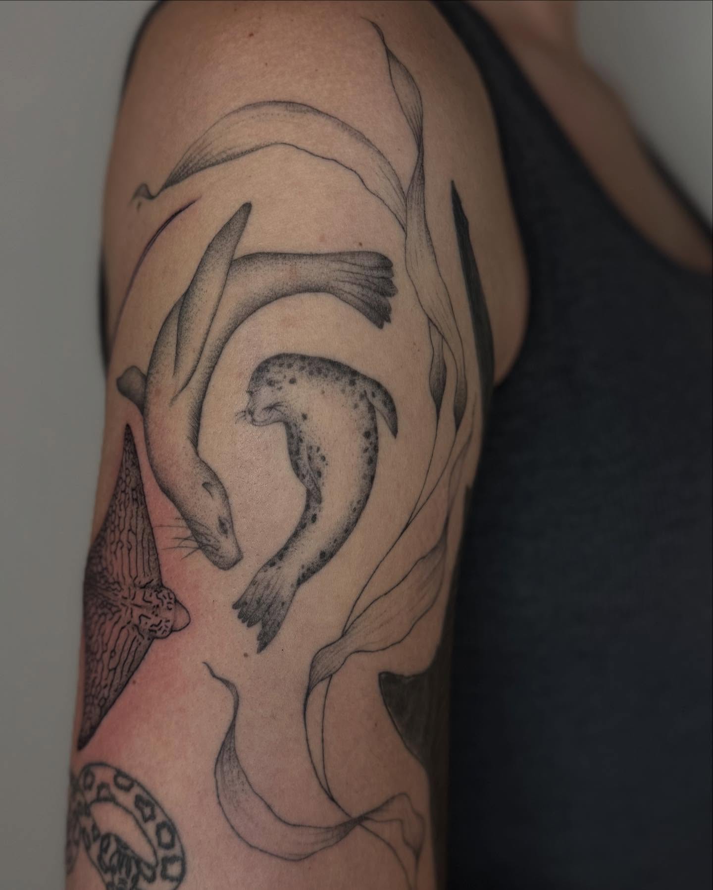 Tattoo by @carsytat — black_and_grey, minimalist