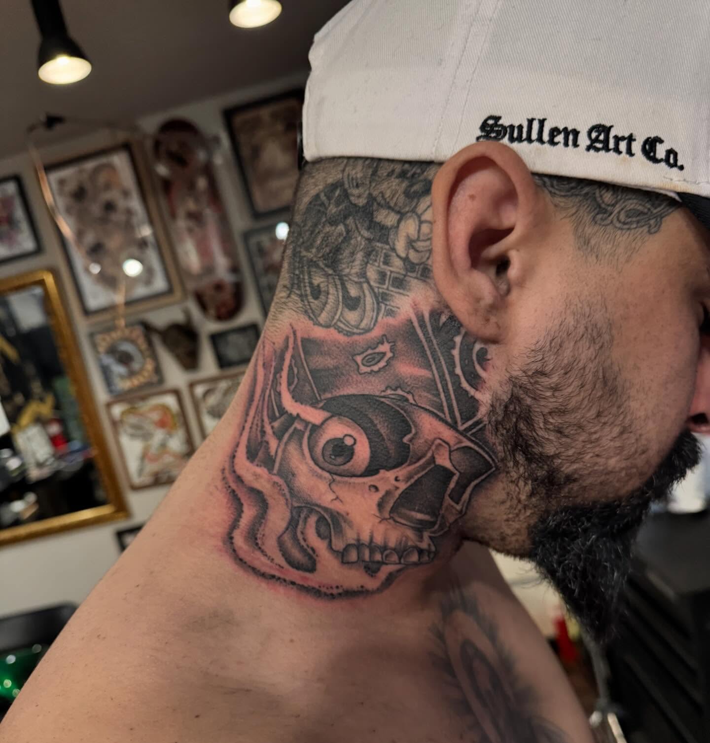 Tattoo by @plata3rl — black_and_grey