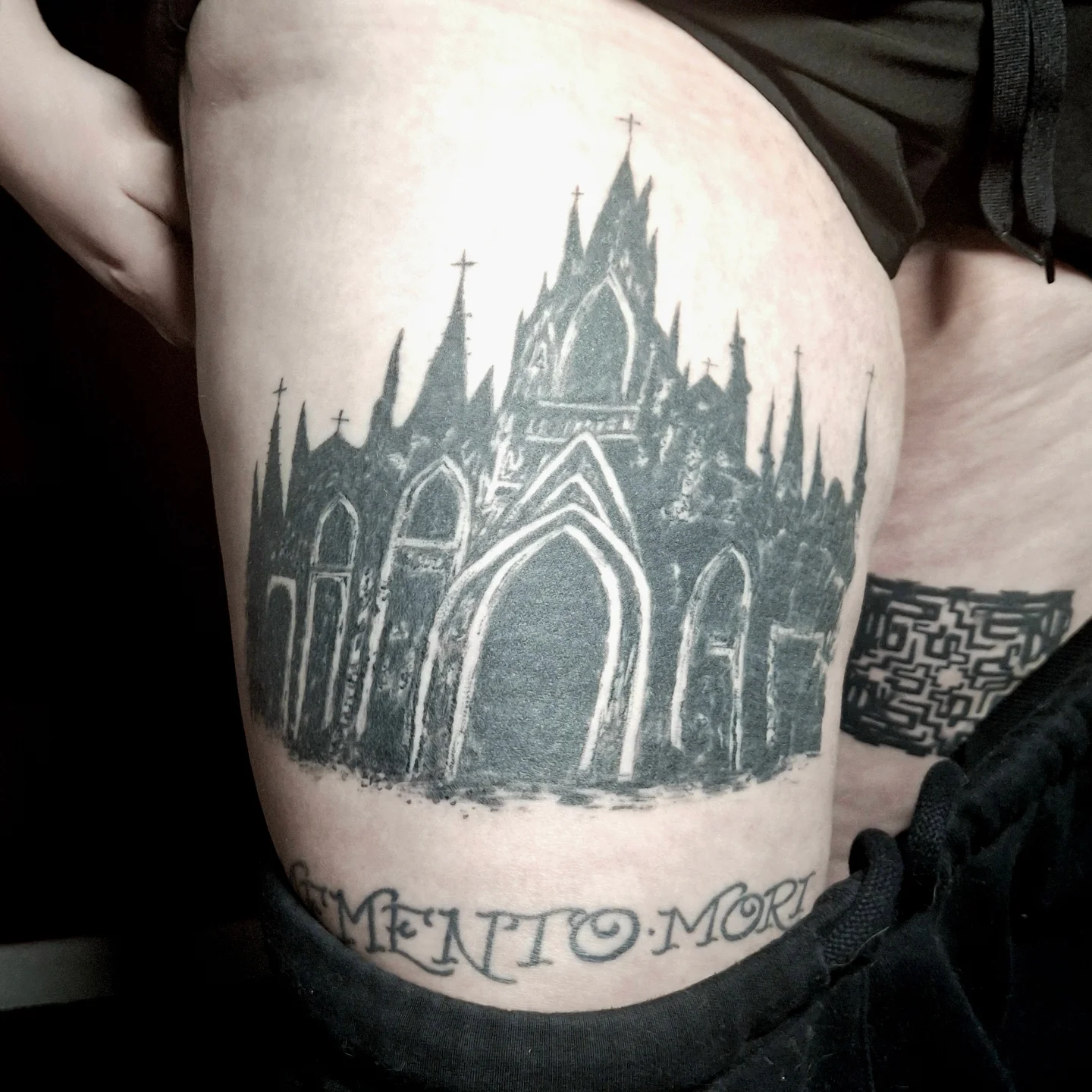 Gothic cathedral black and grey tattoo on the thigh by hallowed girl tattoo