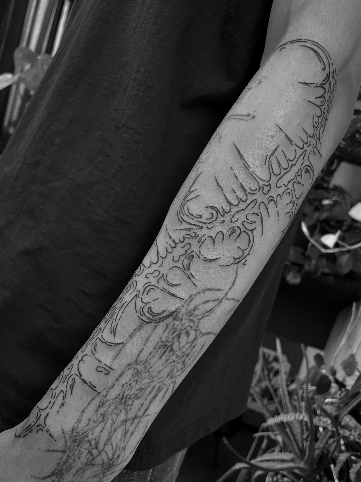 Tattoo by @cristytattoo — black_and_grey