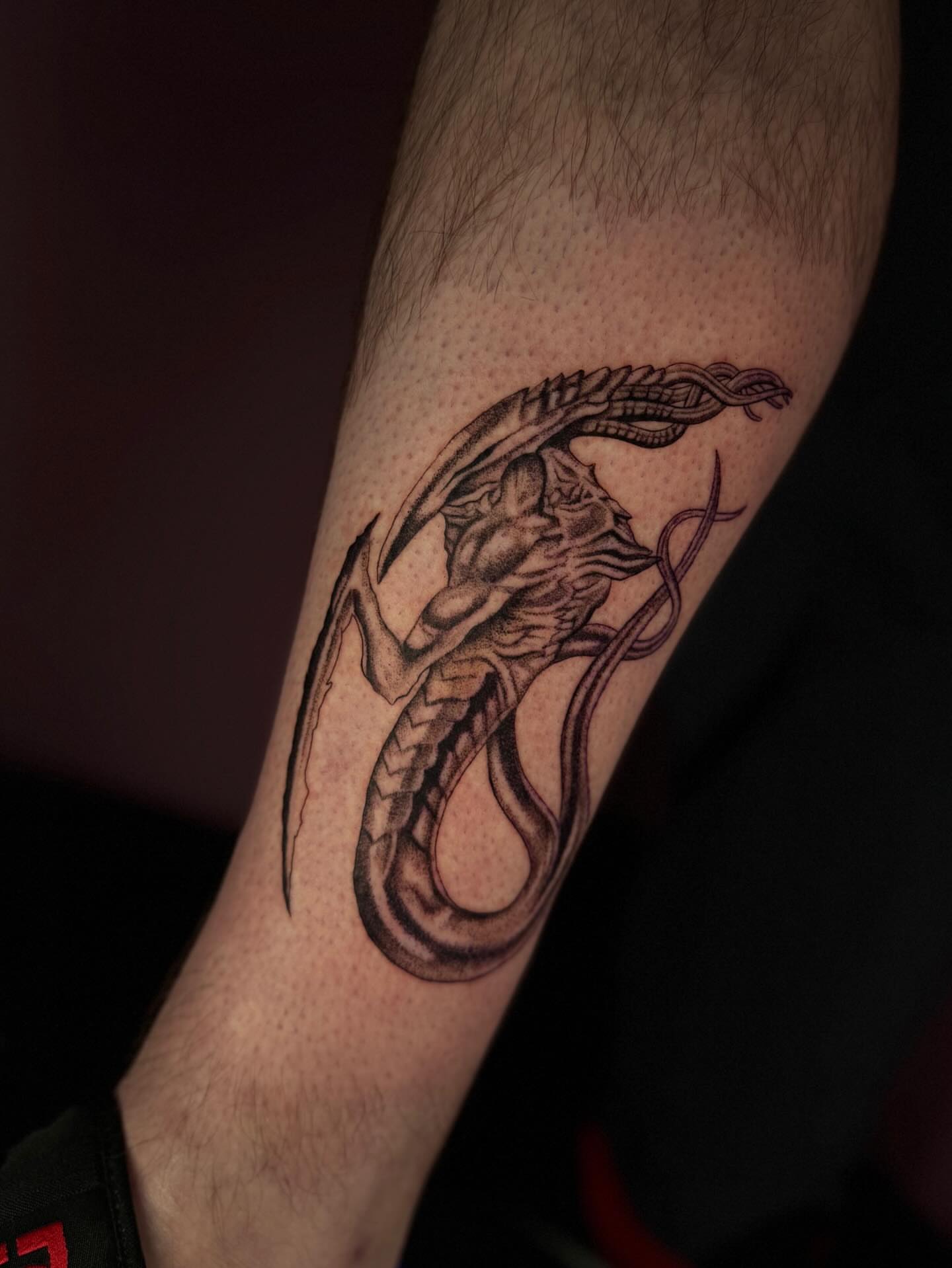 Alien xenomorph realism tattoo on the forearm by Mel