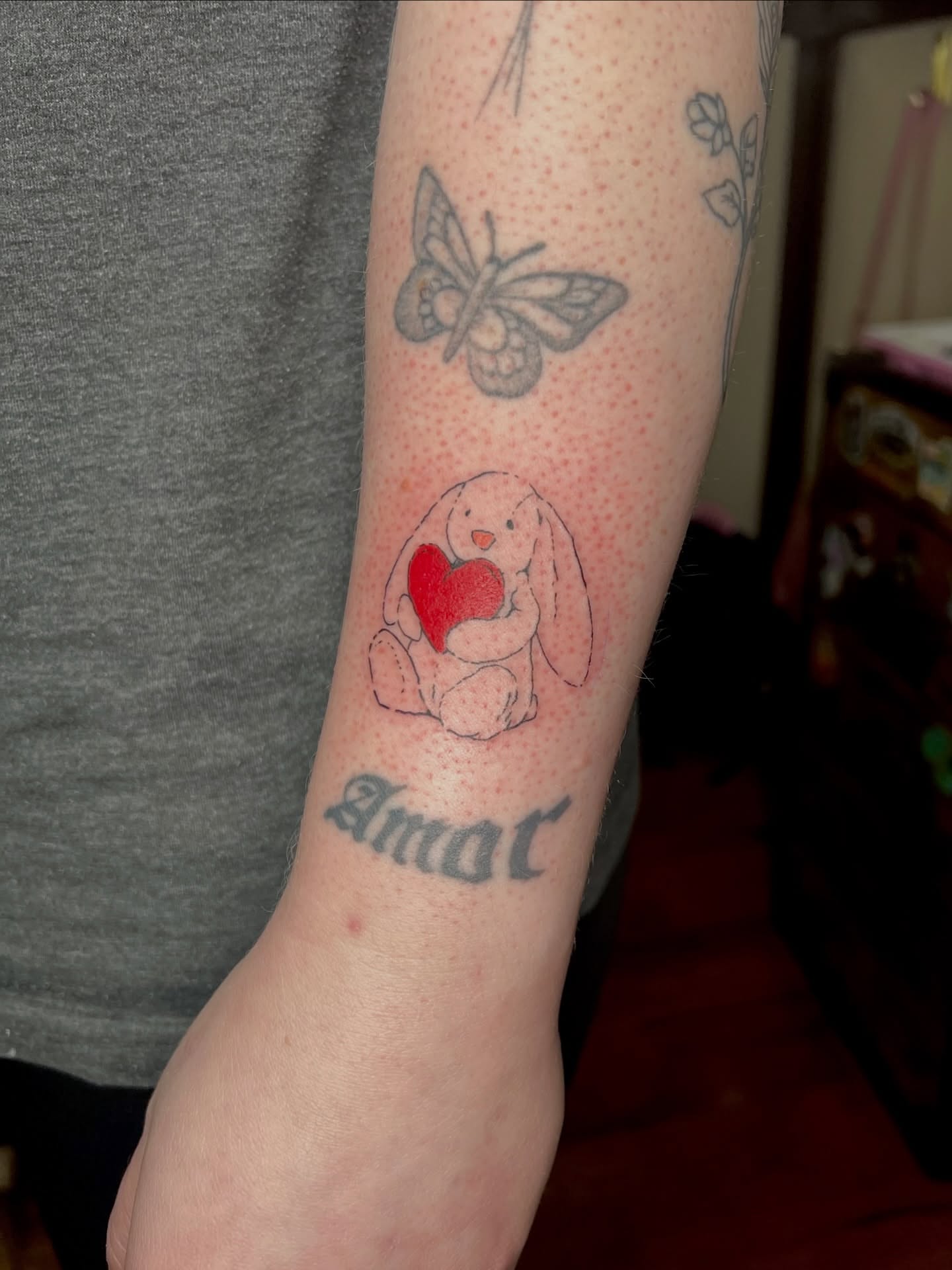 Tattoo by @divagirl_superstar — dotwork