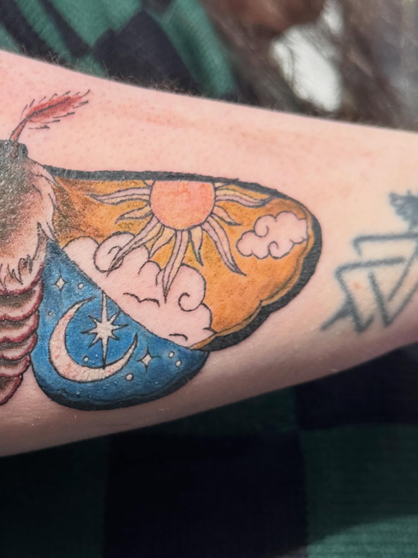 Tattoo by @tat2desirez β american_traditional