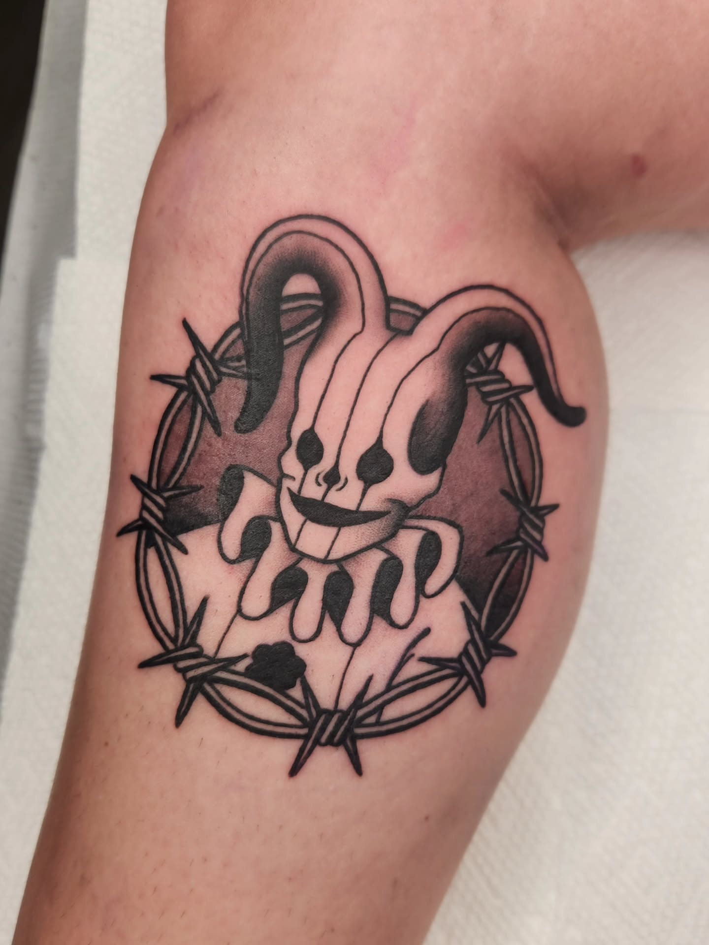 Tattoo by @thelittlestdirtbag — black_and_grey