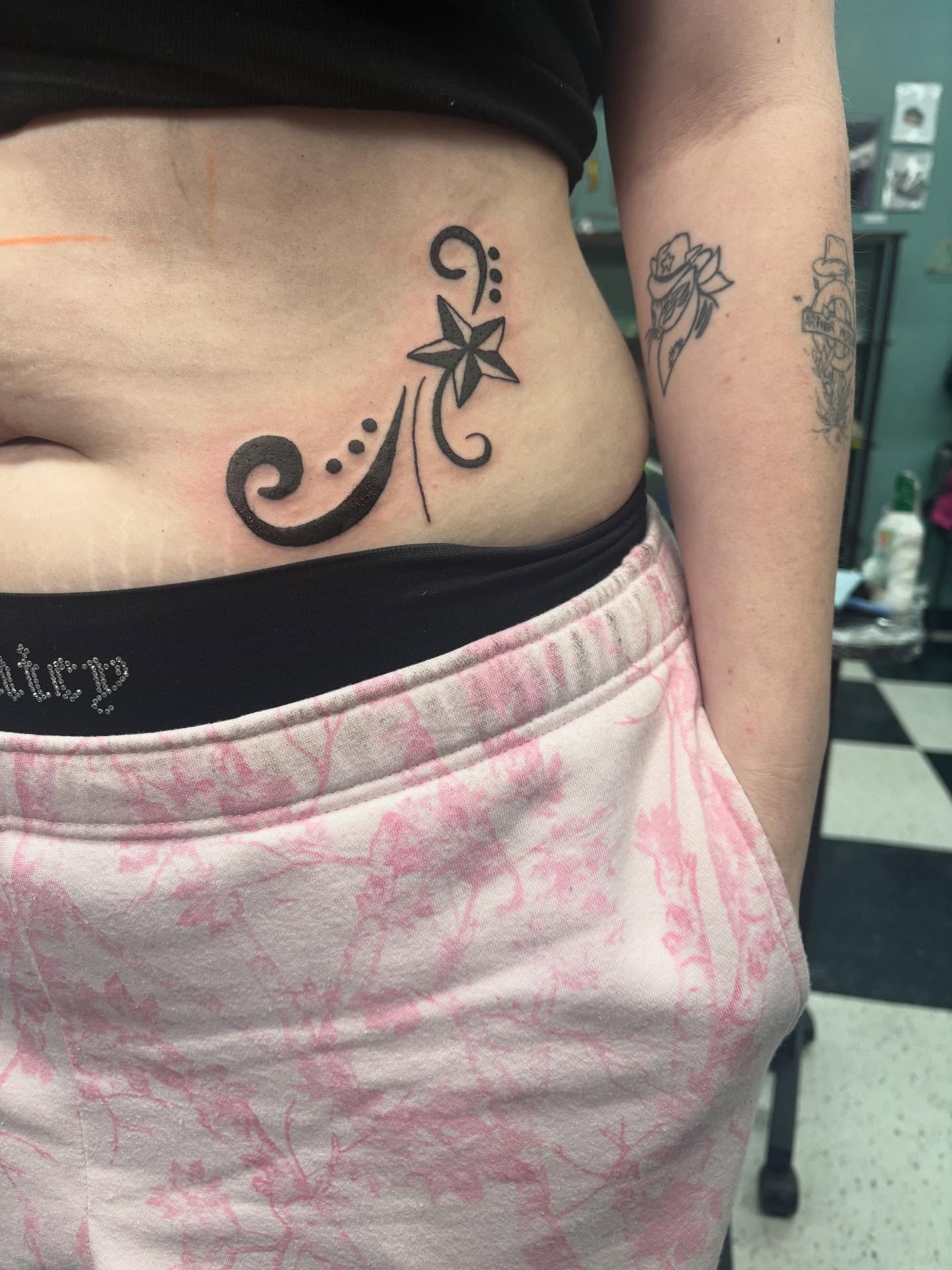 Star and swirl dotwork tattoo by Joe ⋆₊⋆☢︎⁺₊⚠︎₊⋆