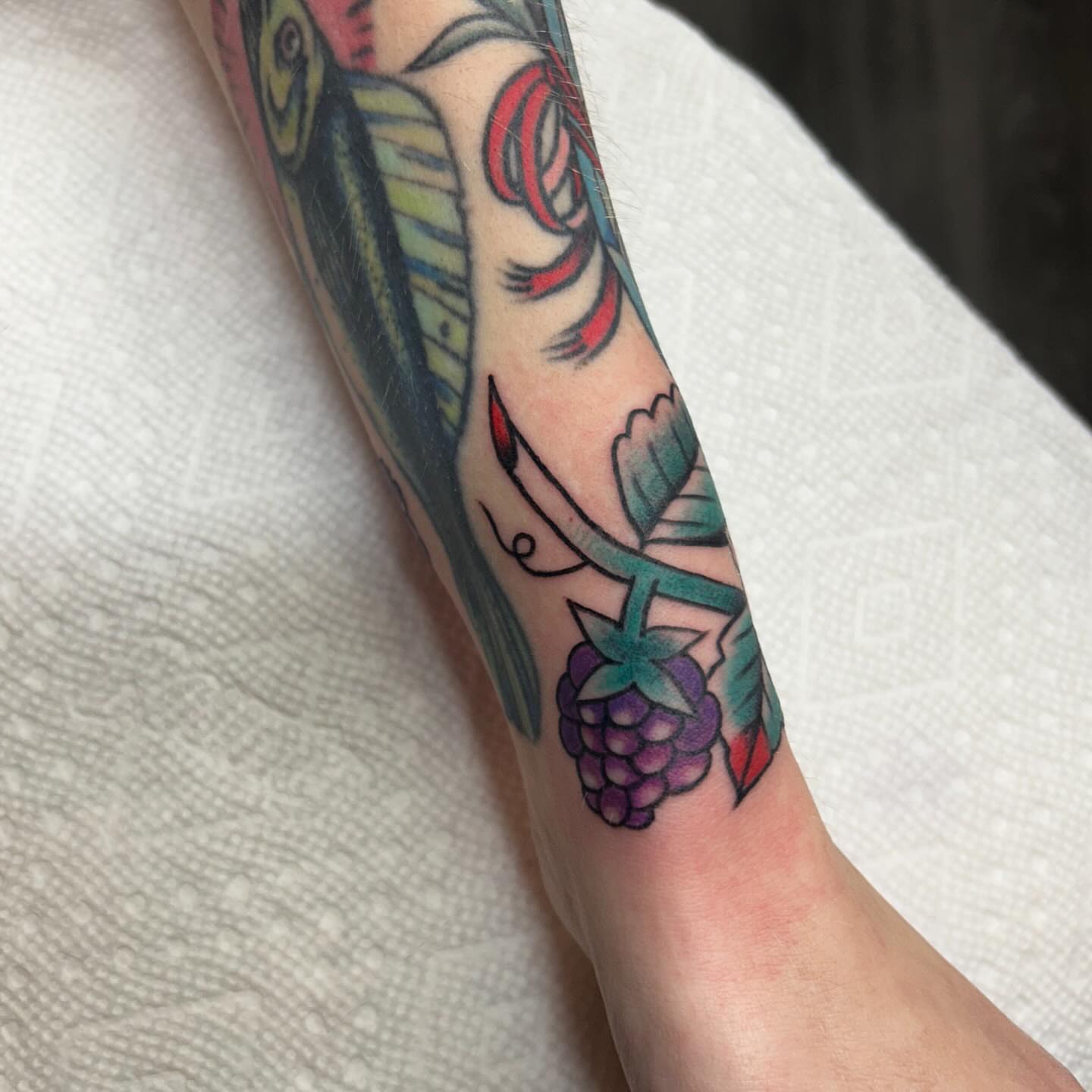 Tattoo by @missfinetattoo — american_traditional