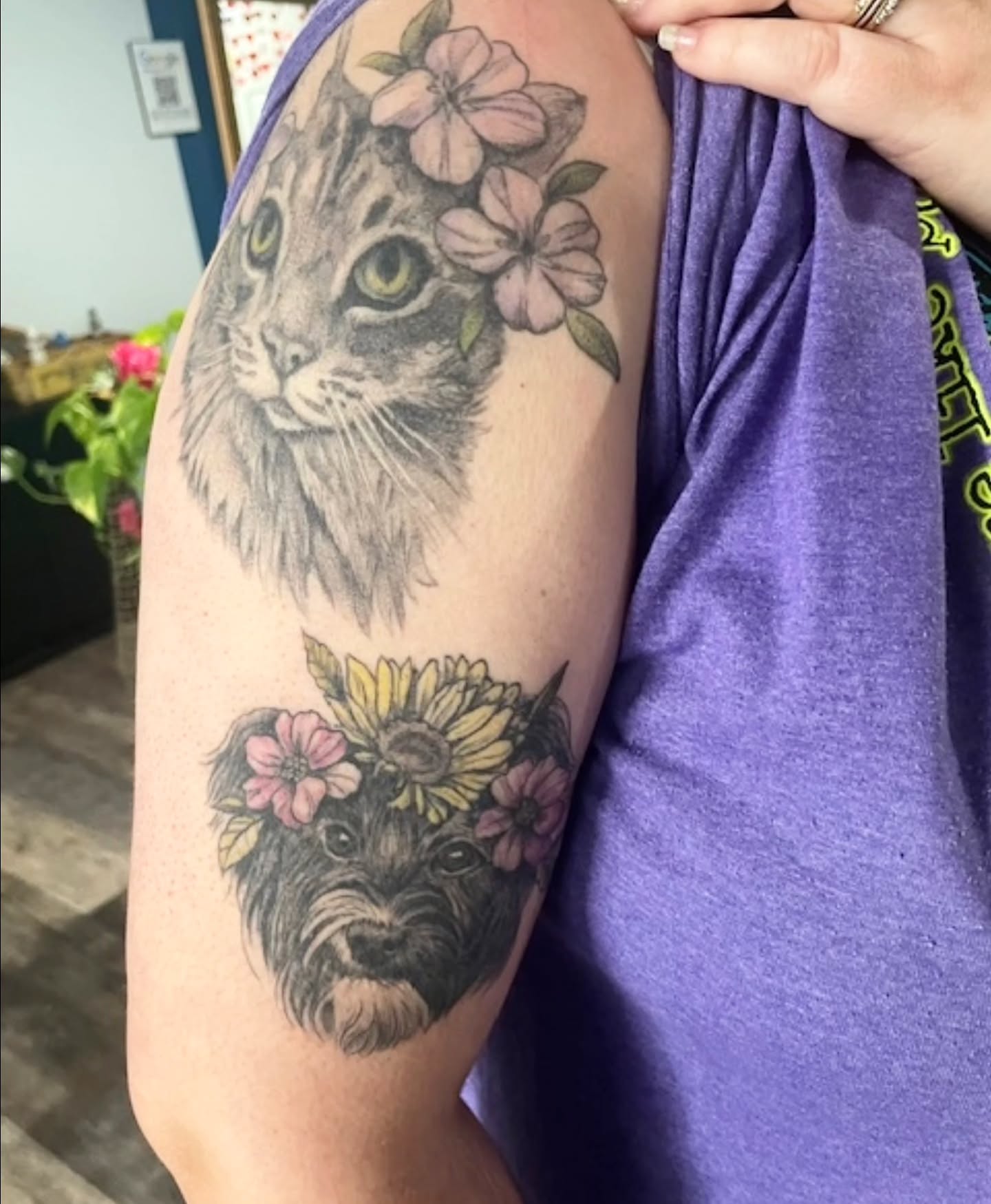 Tattoo by @robinmatztattoos โ realism, dotwork