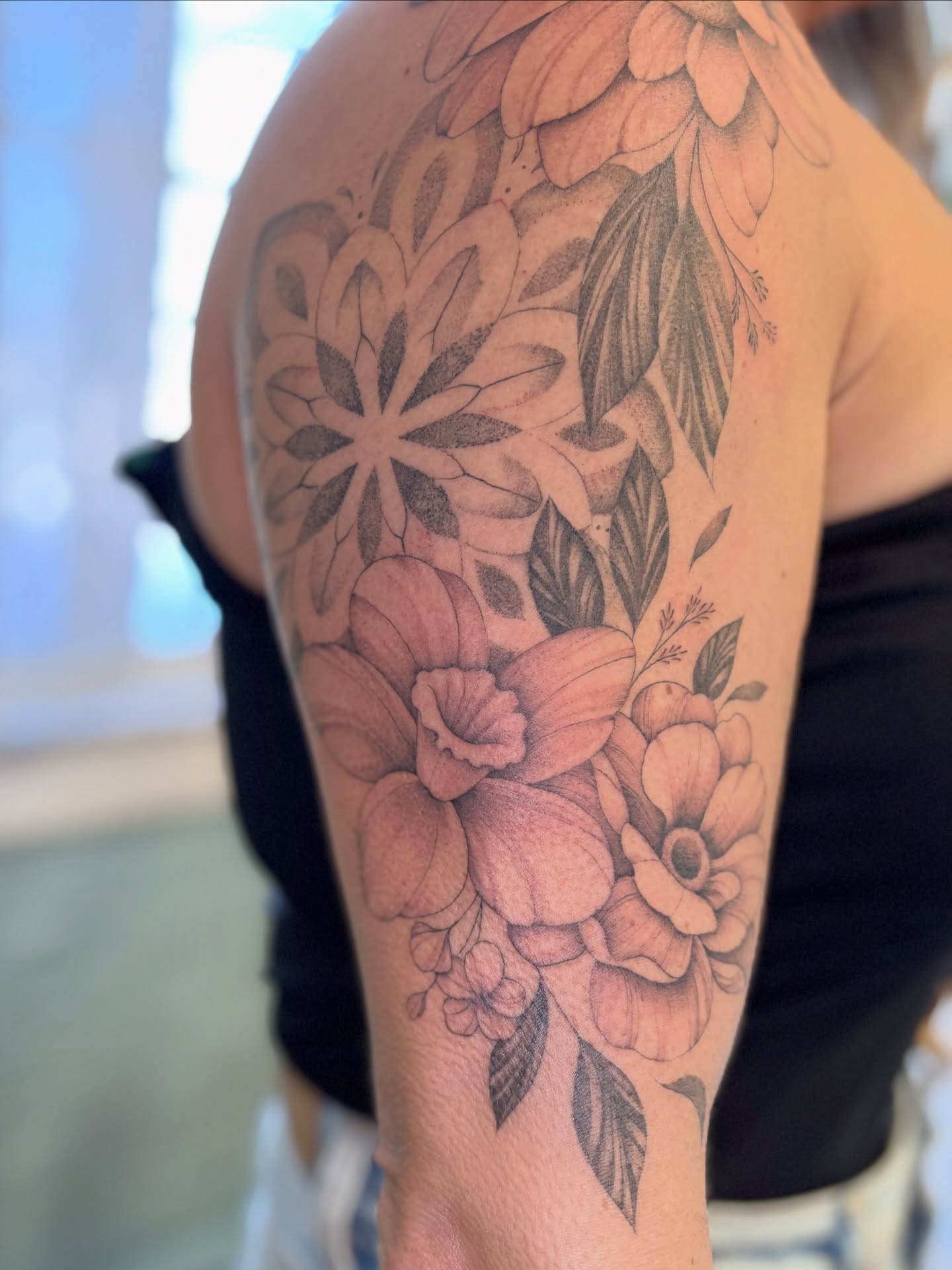 Tattoo by @amp.tattoos — black_and_grey
