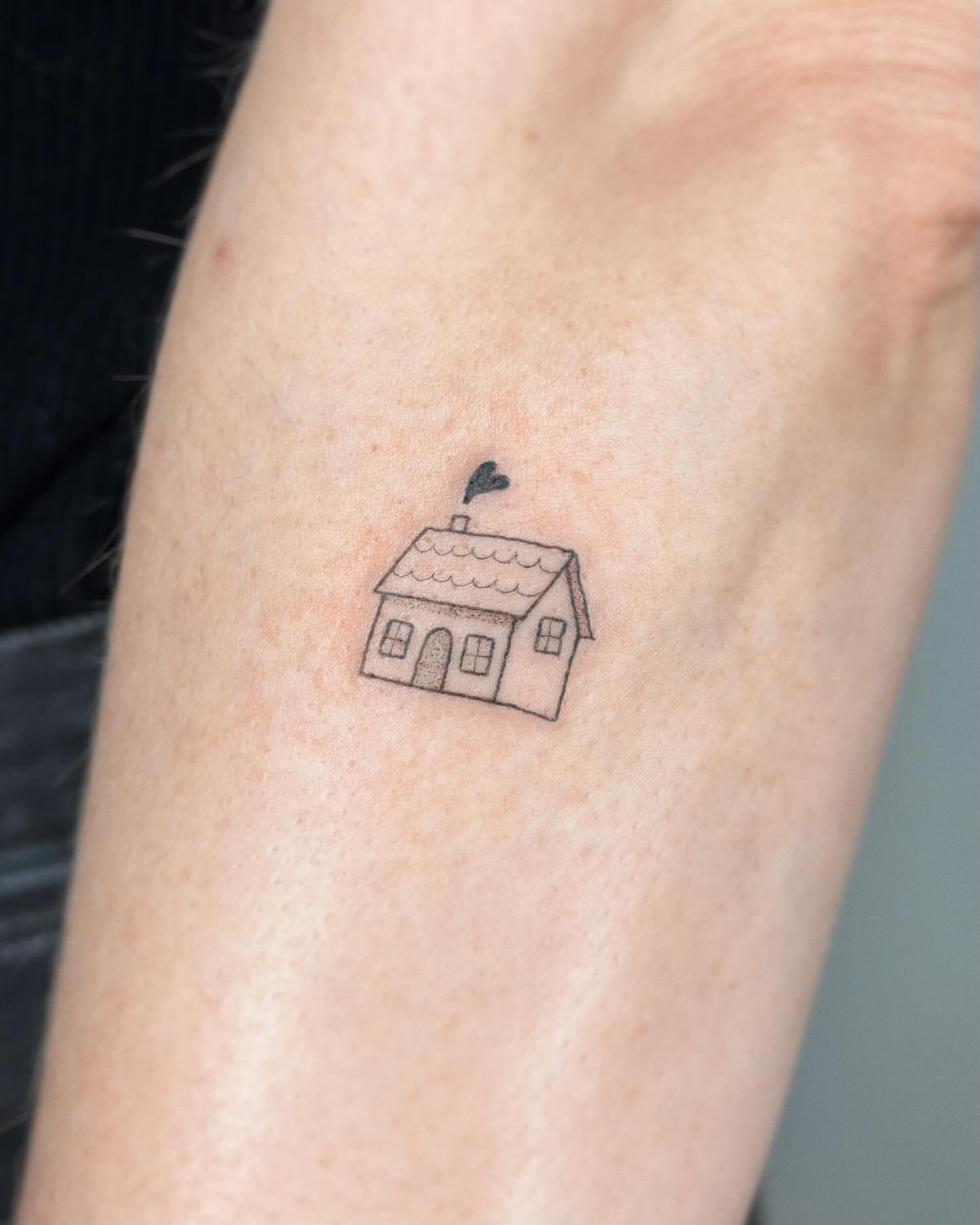 Tattoo by @rouupillon — minimalist