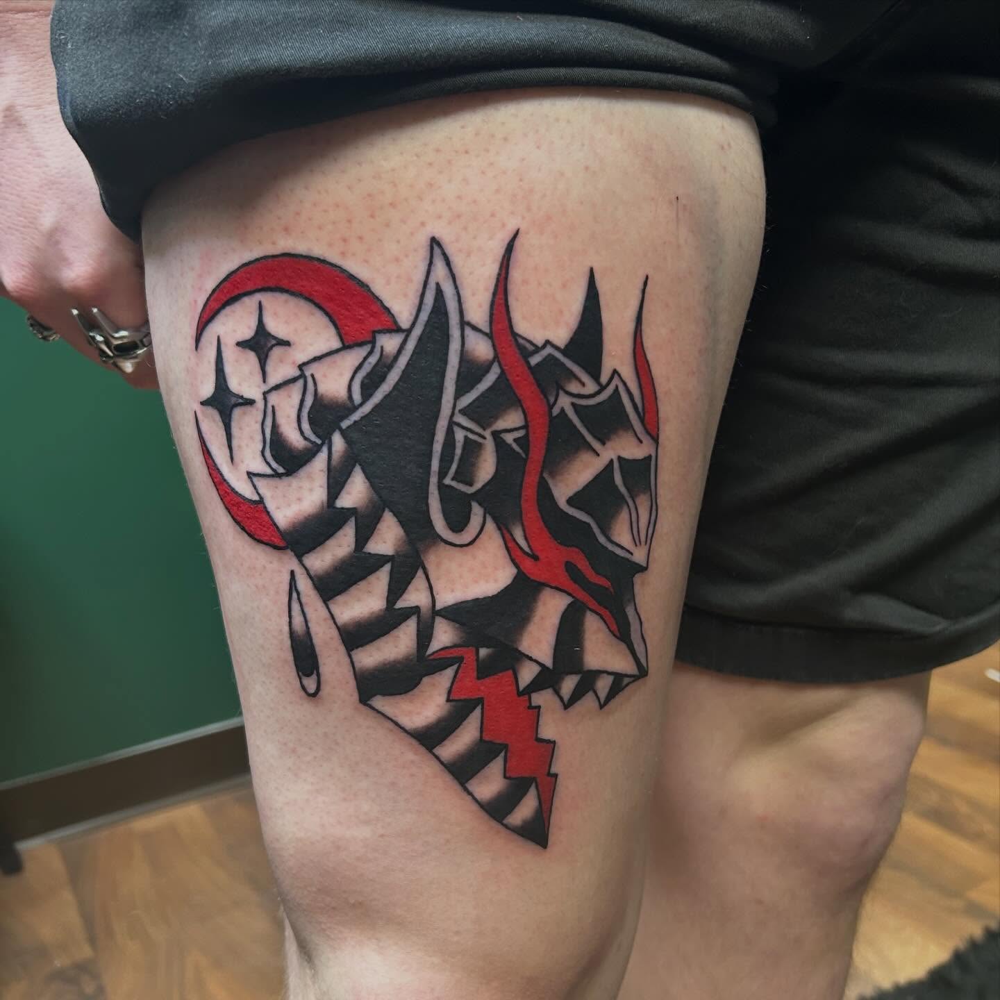 Tattoo by @la5k0_creati0n5 — geometric, dark_realism