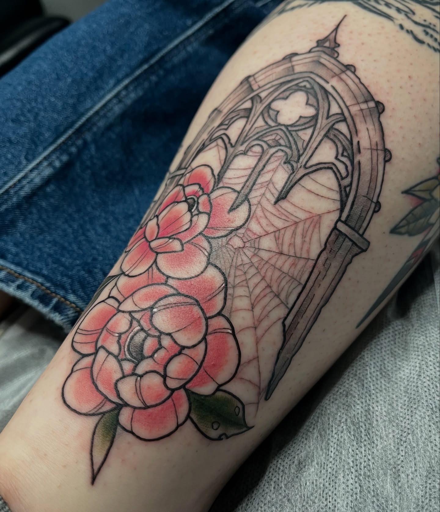 Gothic window and flowers neo-traditional tattoo on the forearm by Timmy