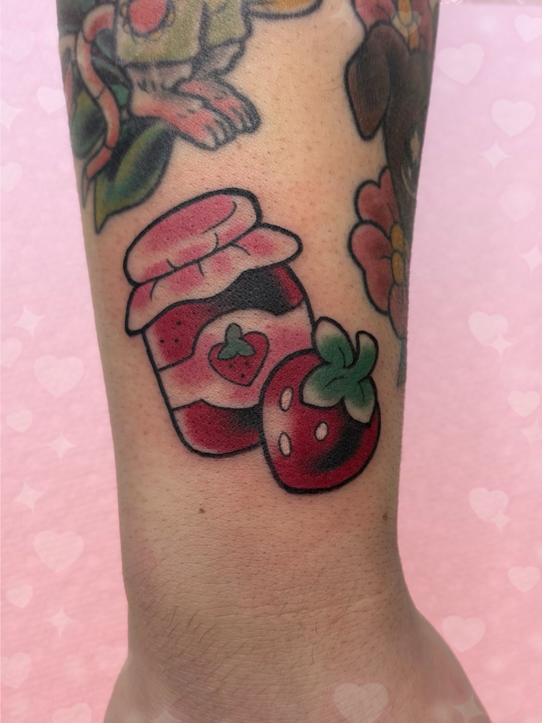 Tattoo by @pixiekaletattoos — american_traditional