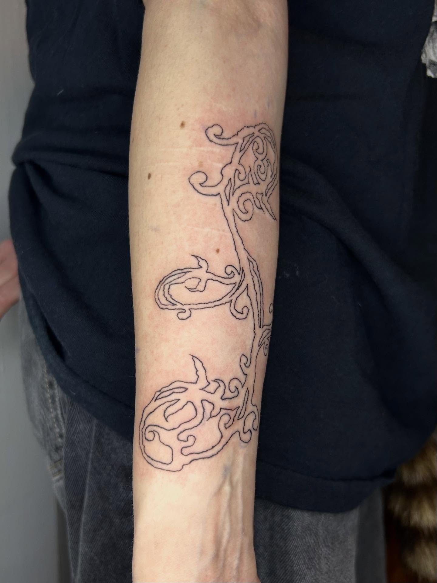 Scorpion fine line tattoo on the forearm by (isa)ac ૮₍ ˃̵ࡇ˂̵ ₎ა