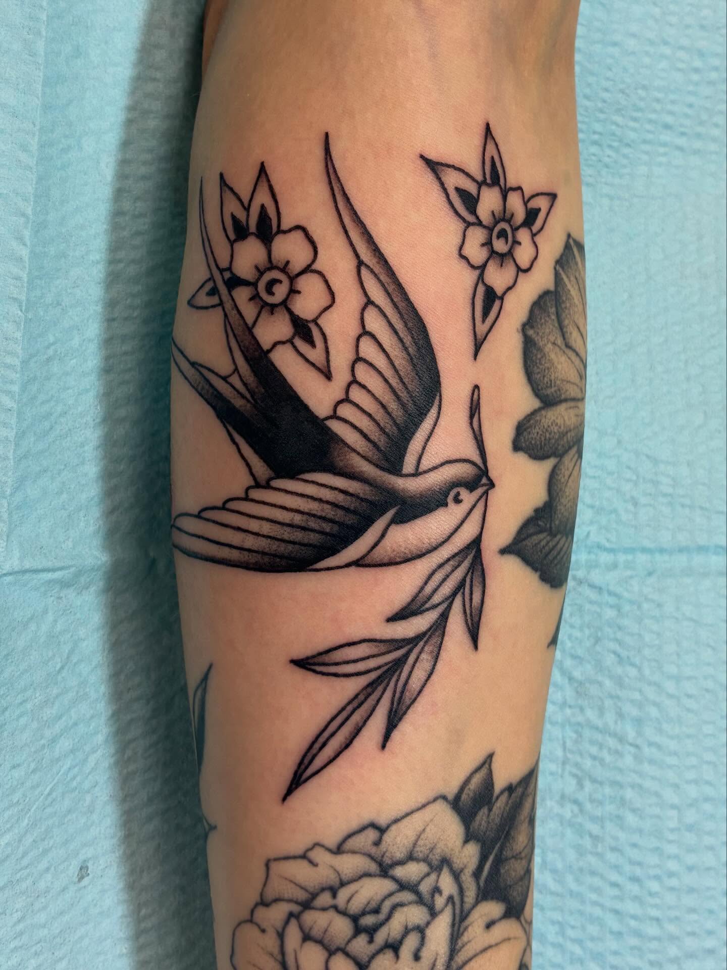 Tattoo by @tennessee_tuck — black_and_grey