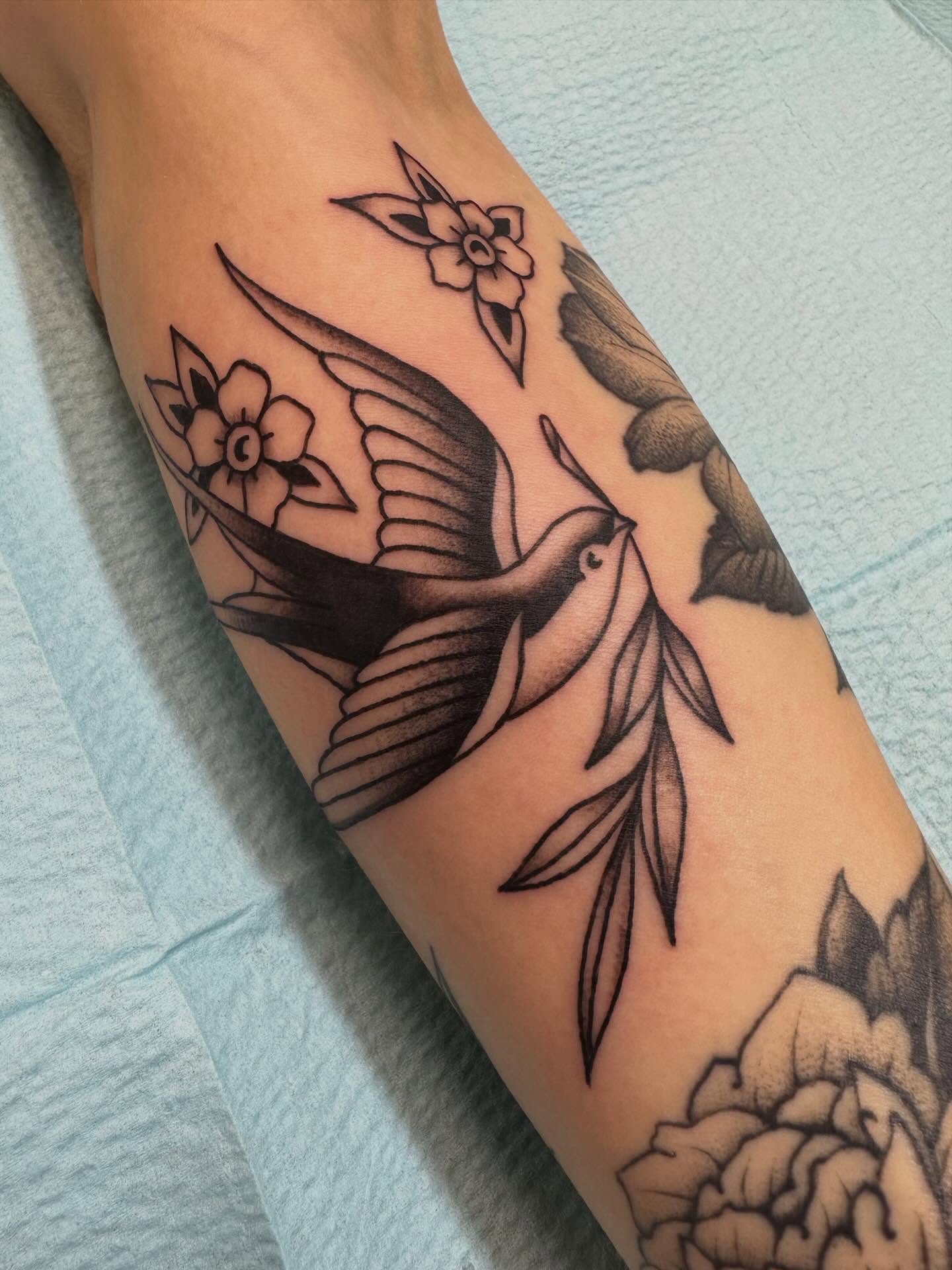 Tattoo by @tennessee_tuck — black_and_grey