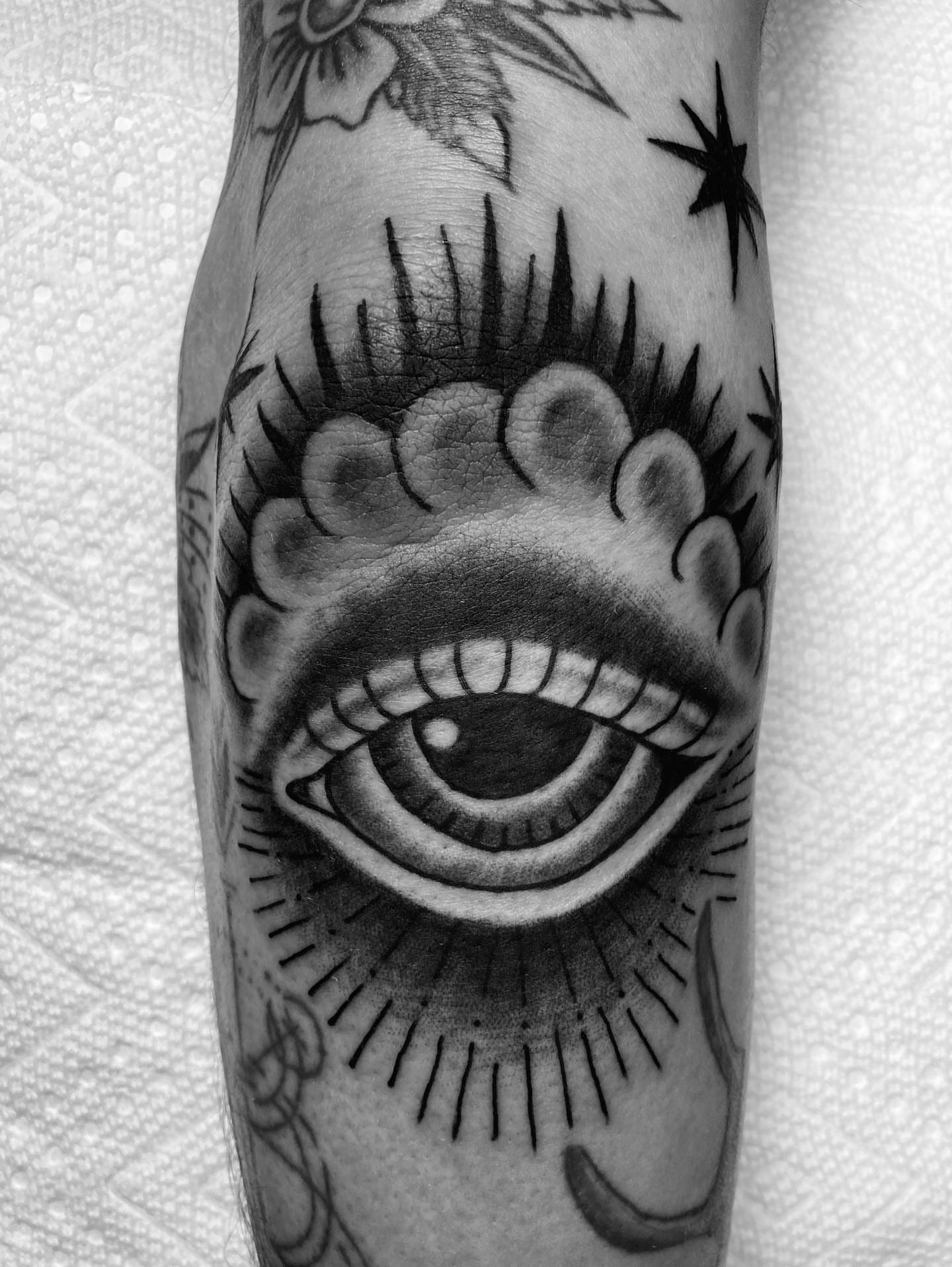 Tattoo by @jessewortheytattoo — american_traditional