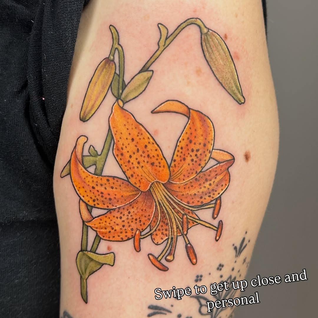 Tattoo by @penumbraetattoo — realism, fine_line