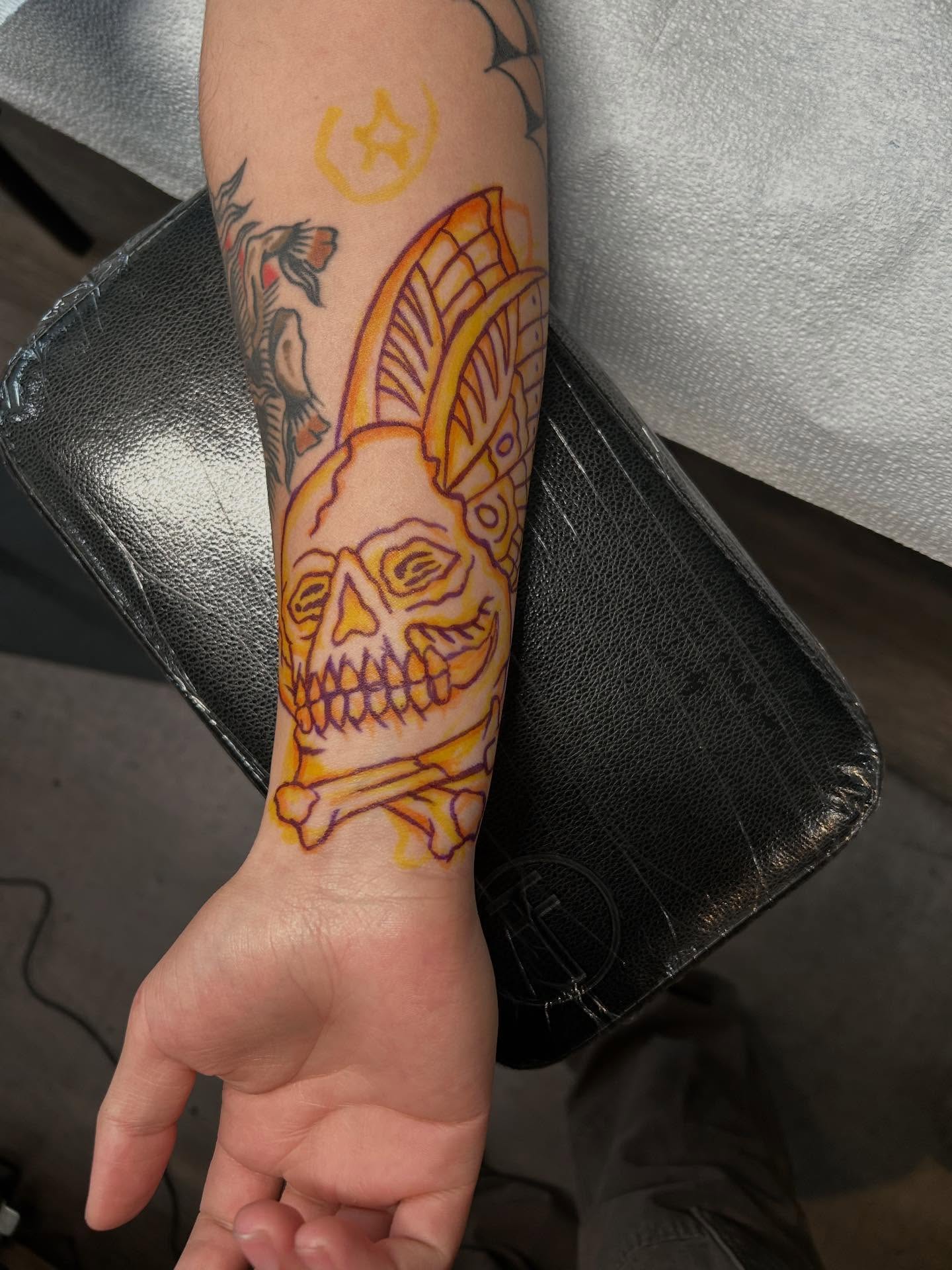Tattoo by @donny_sinns — american_traditional