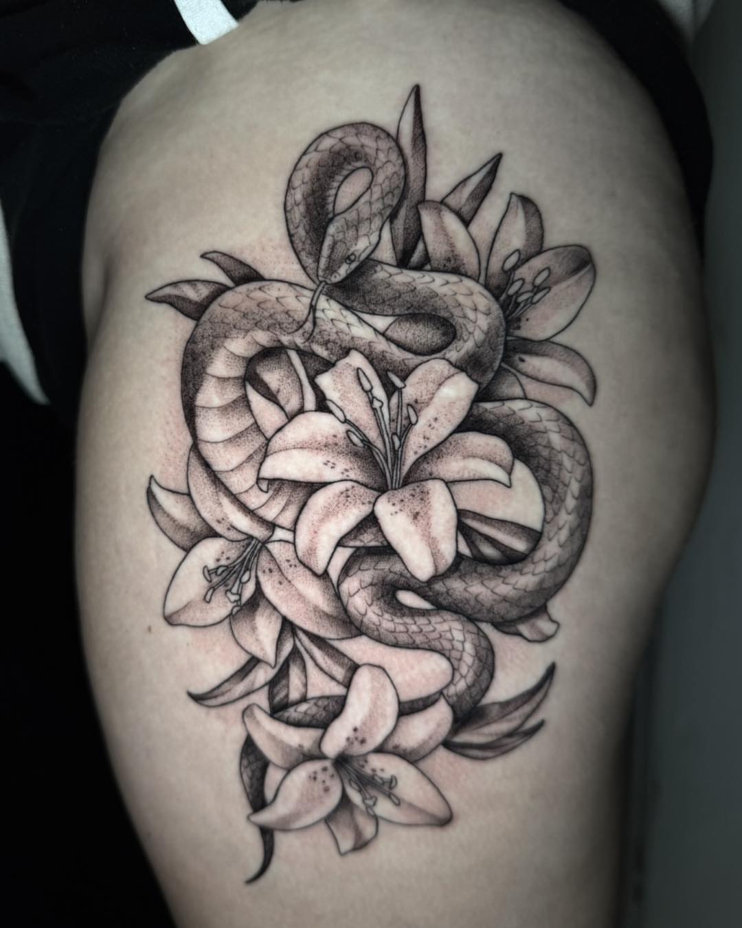 Tattoo by @tattoos_bymkr — black_and_grey, realism