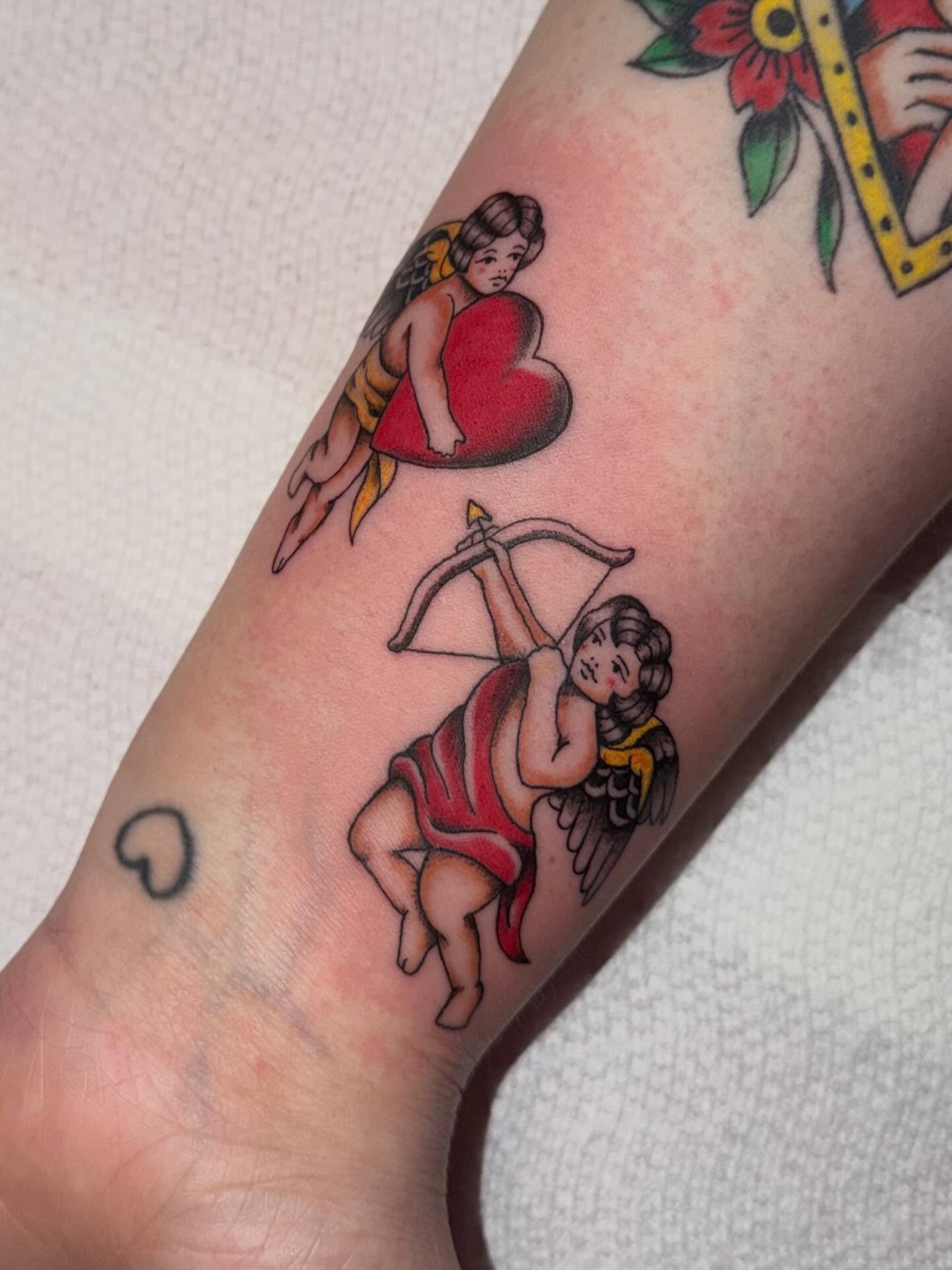 Cherubs American traditional tattoo on the forearm by Alaska ⚜️