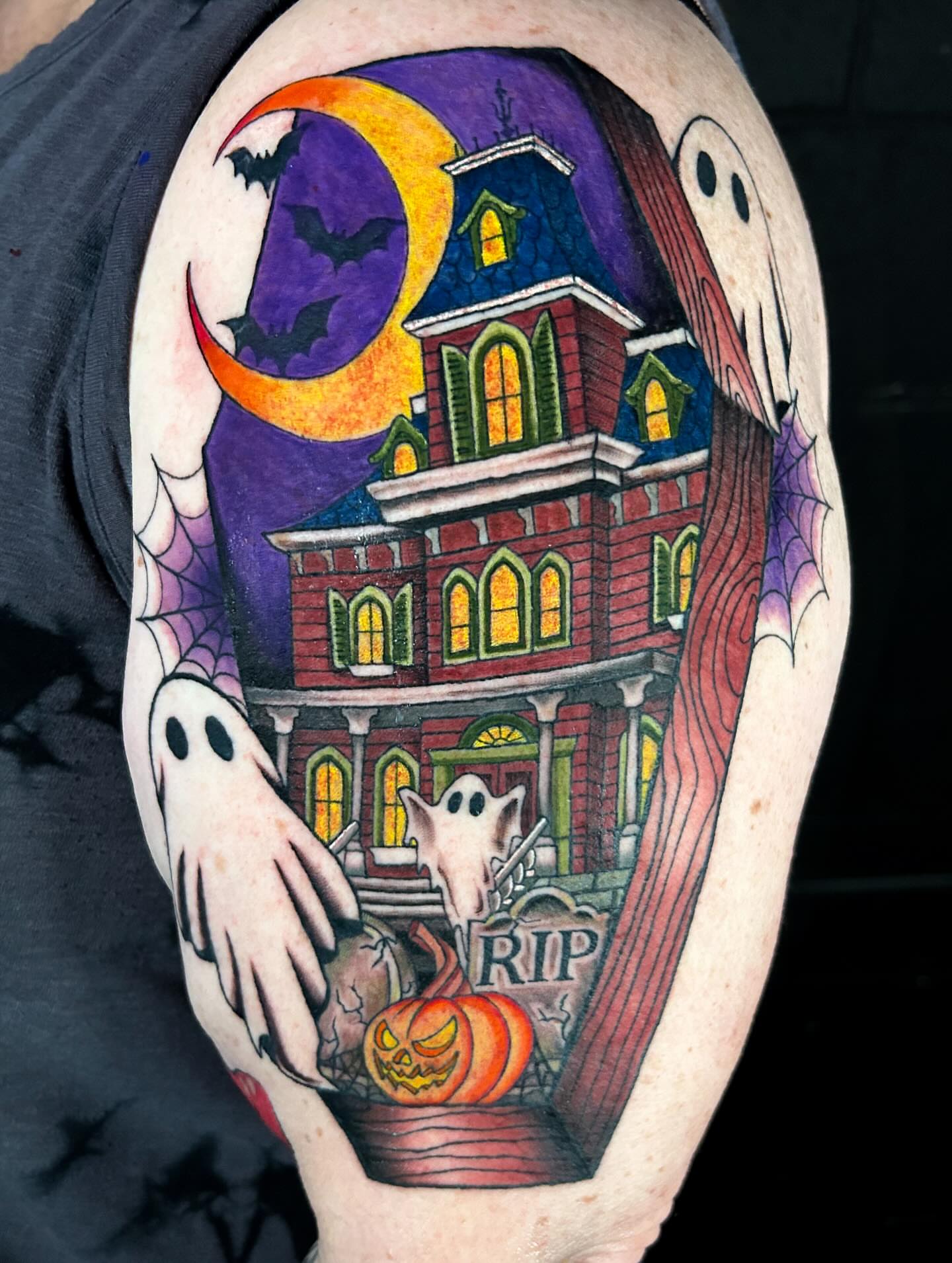 Tattoo by @maiapizarro_art — american_traditional