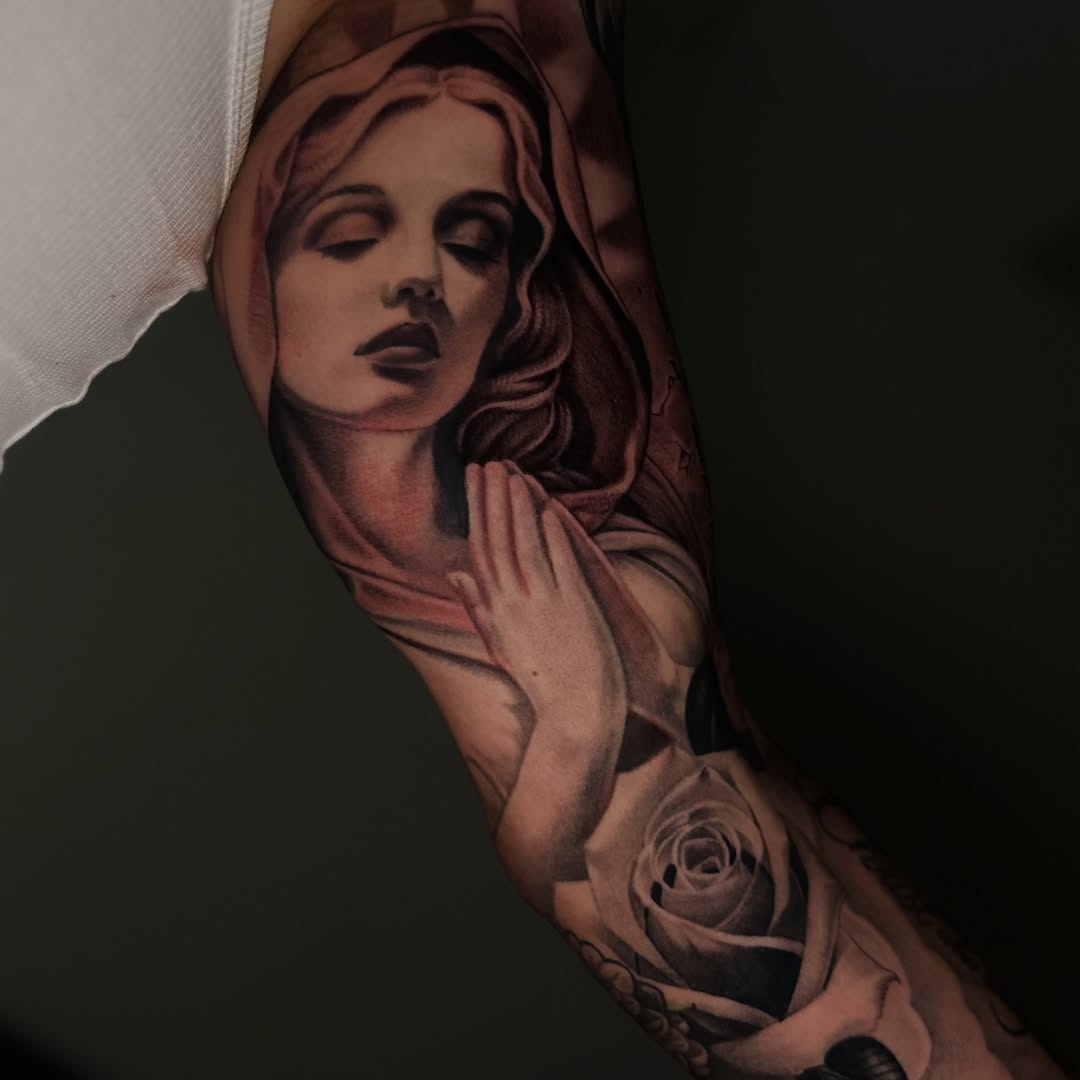 Tattoo by @jr_nunez — black_and_grey, realism